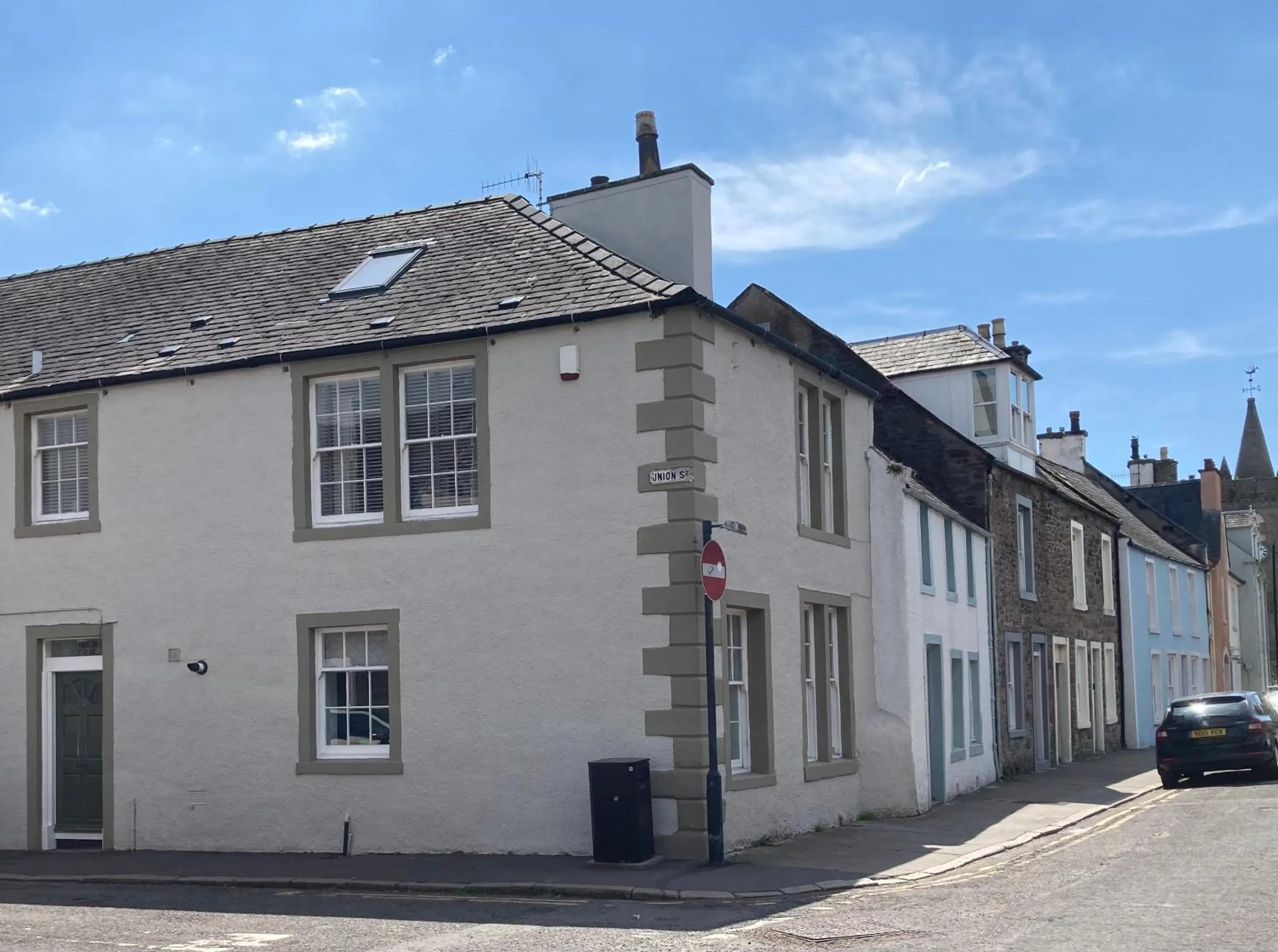 Property building in Providence Cottage