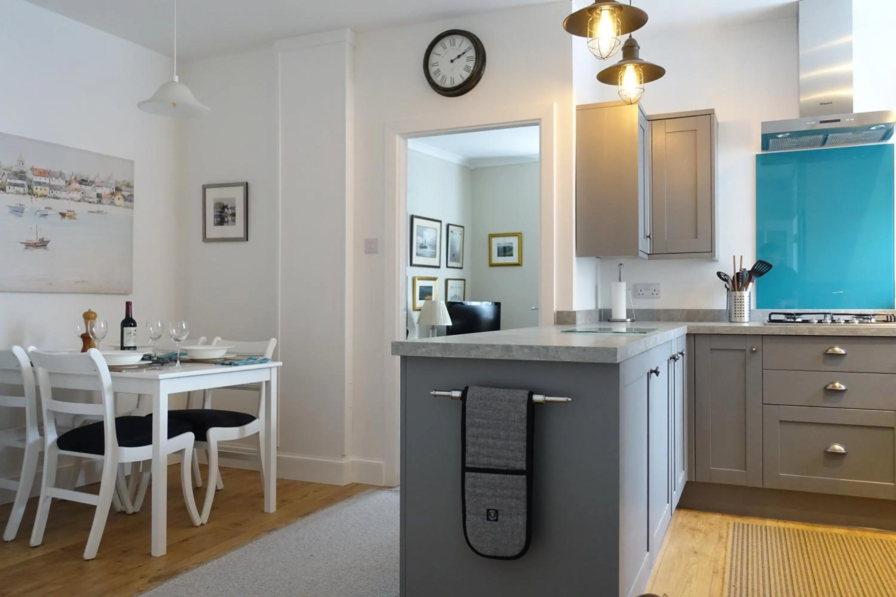 Kitchen or kitchenette in Providence Cottage