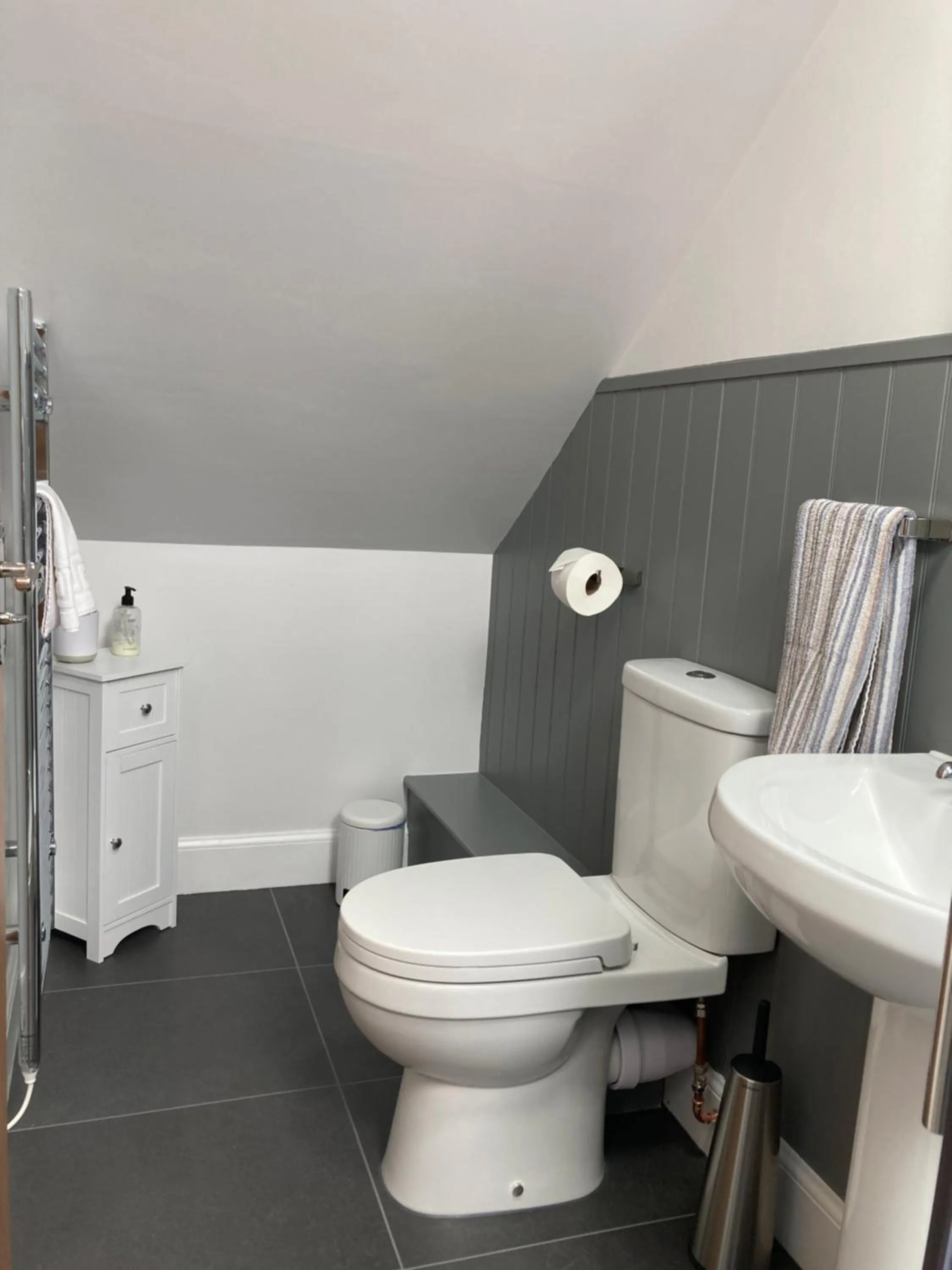 Property building in Providence Cottage