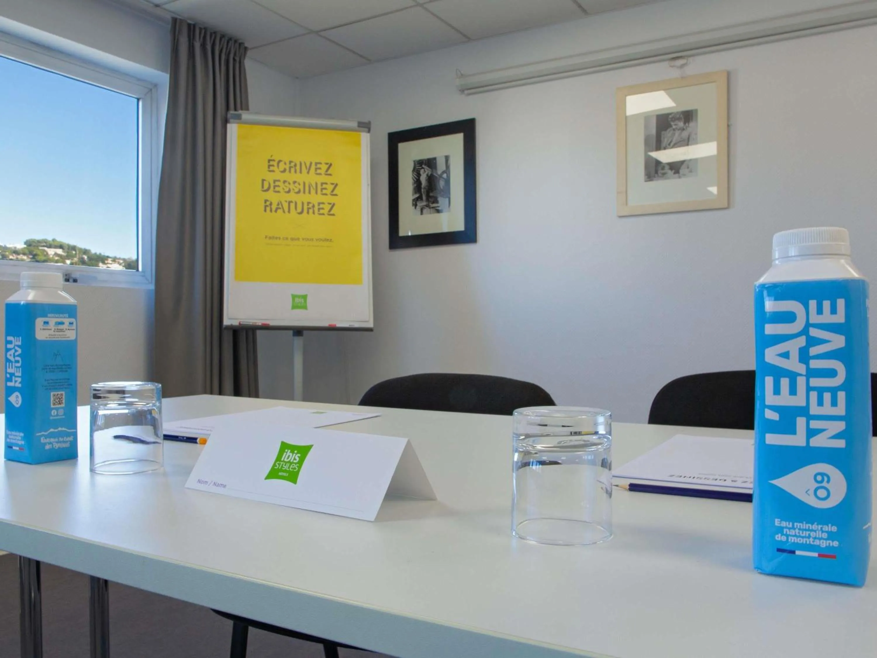 Meeting/conference room in ibis Styles Cannes Le Cannet