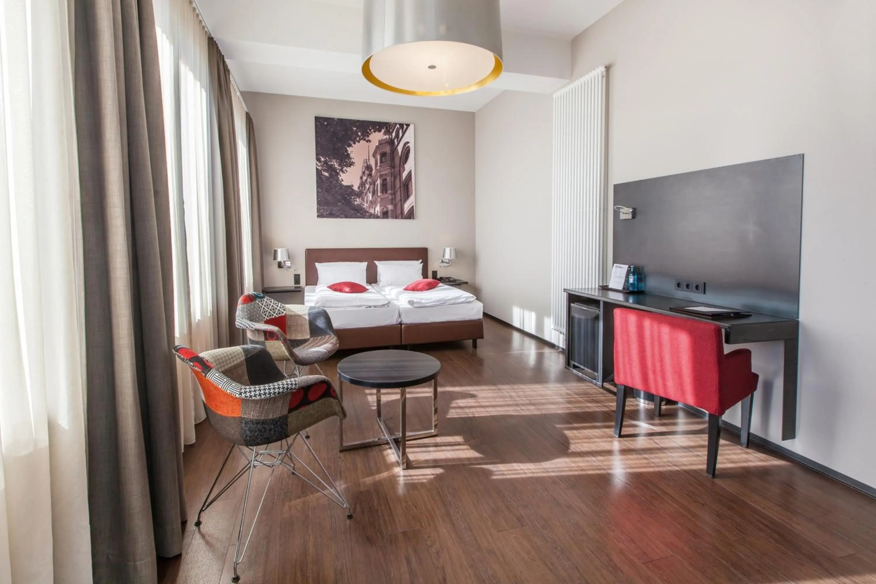 Bed in Hotel Volksschule