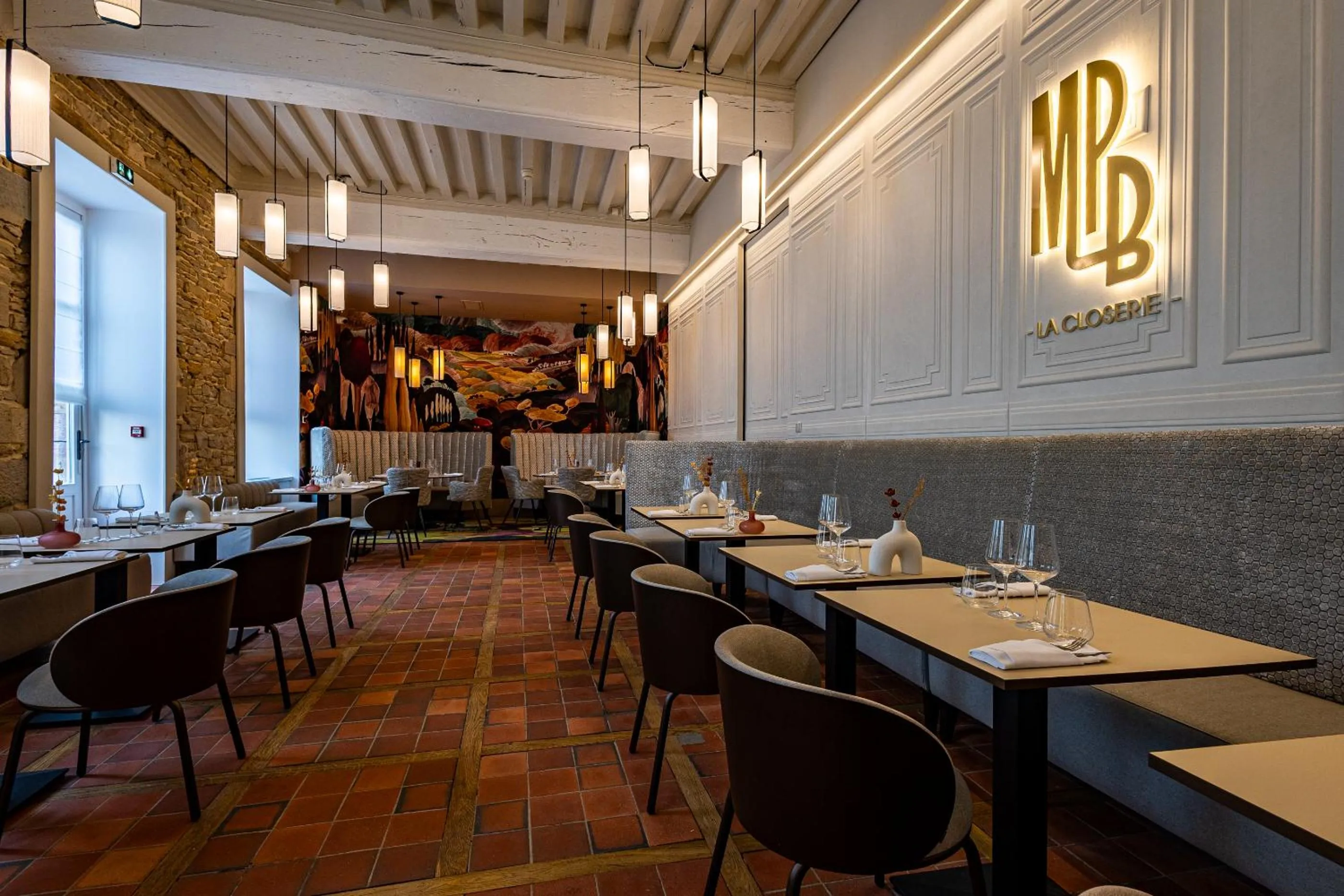 Restaurant/places to eat in Maison Philippe Le Bon Hôtel, Restaurant & Bar le 19