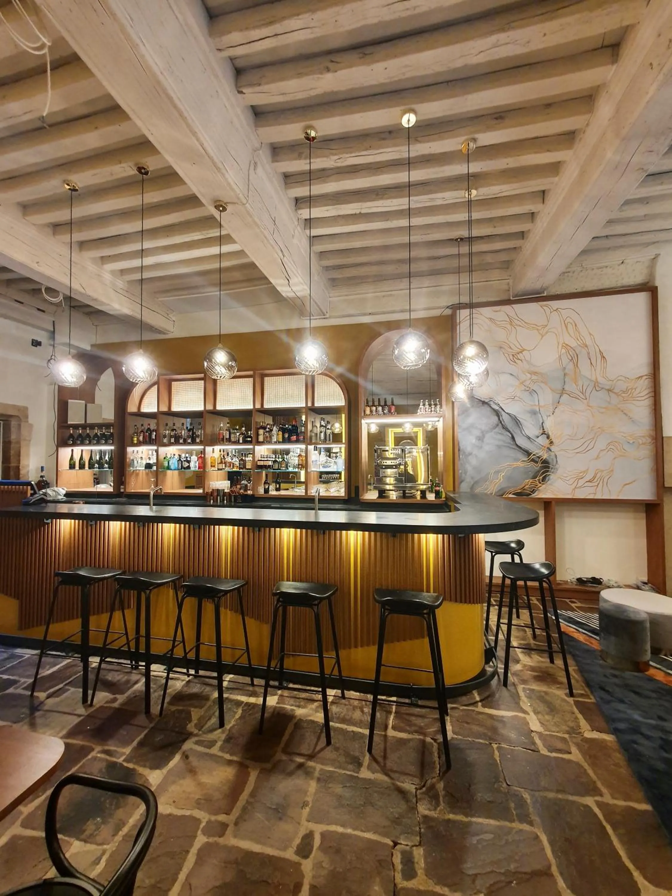 Restaurant/places to eat in Maison Philippe Le Bon Hôtel, Restaurant & Bar le 19