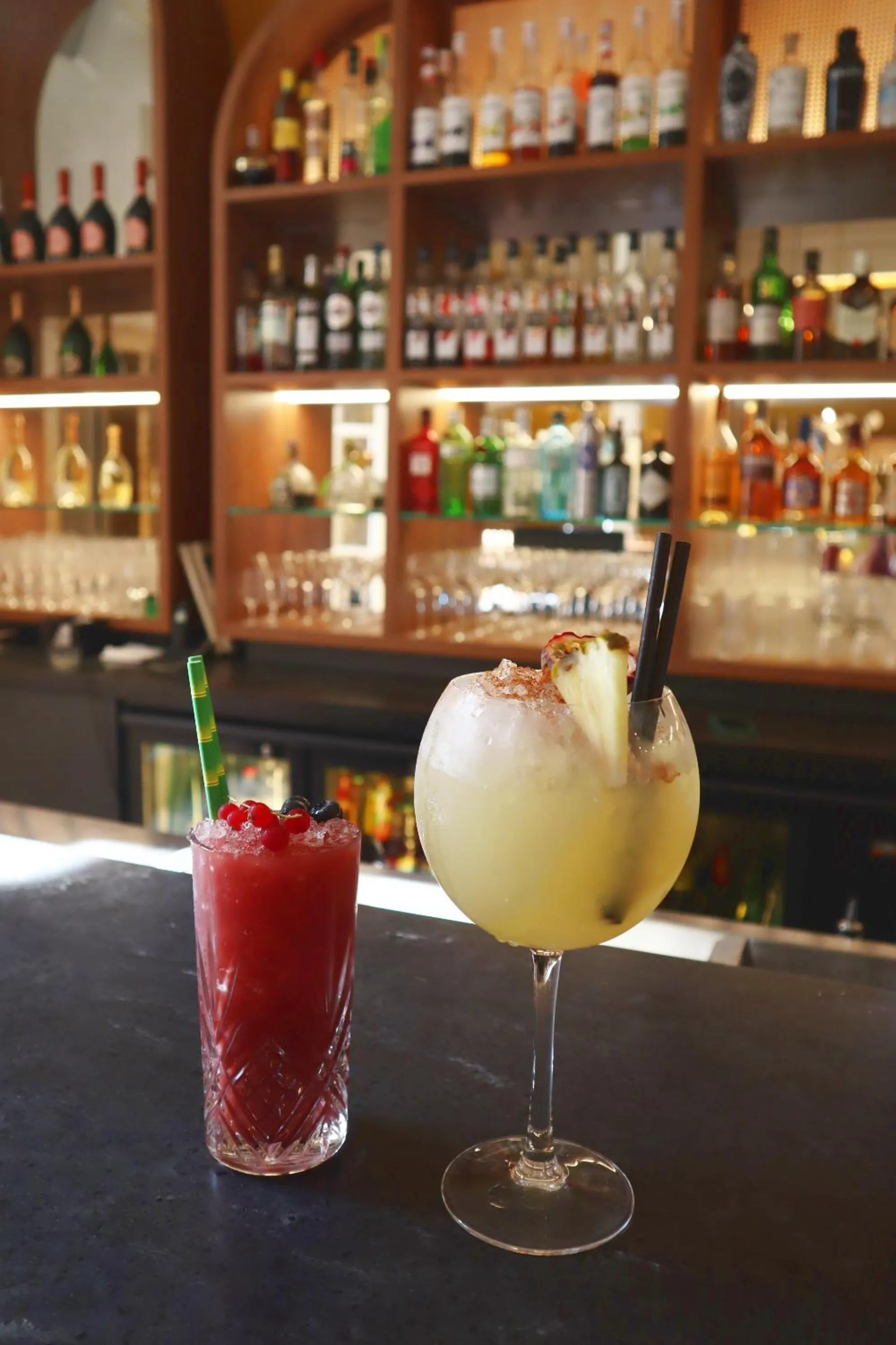 Lounge or bar in Maison Philippe Le Bon Hôtel, Restaurant & Bar le 19