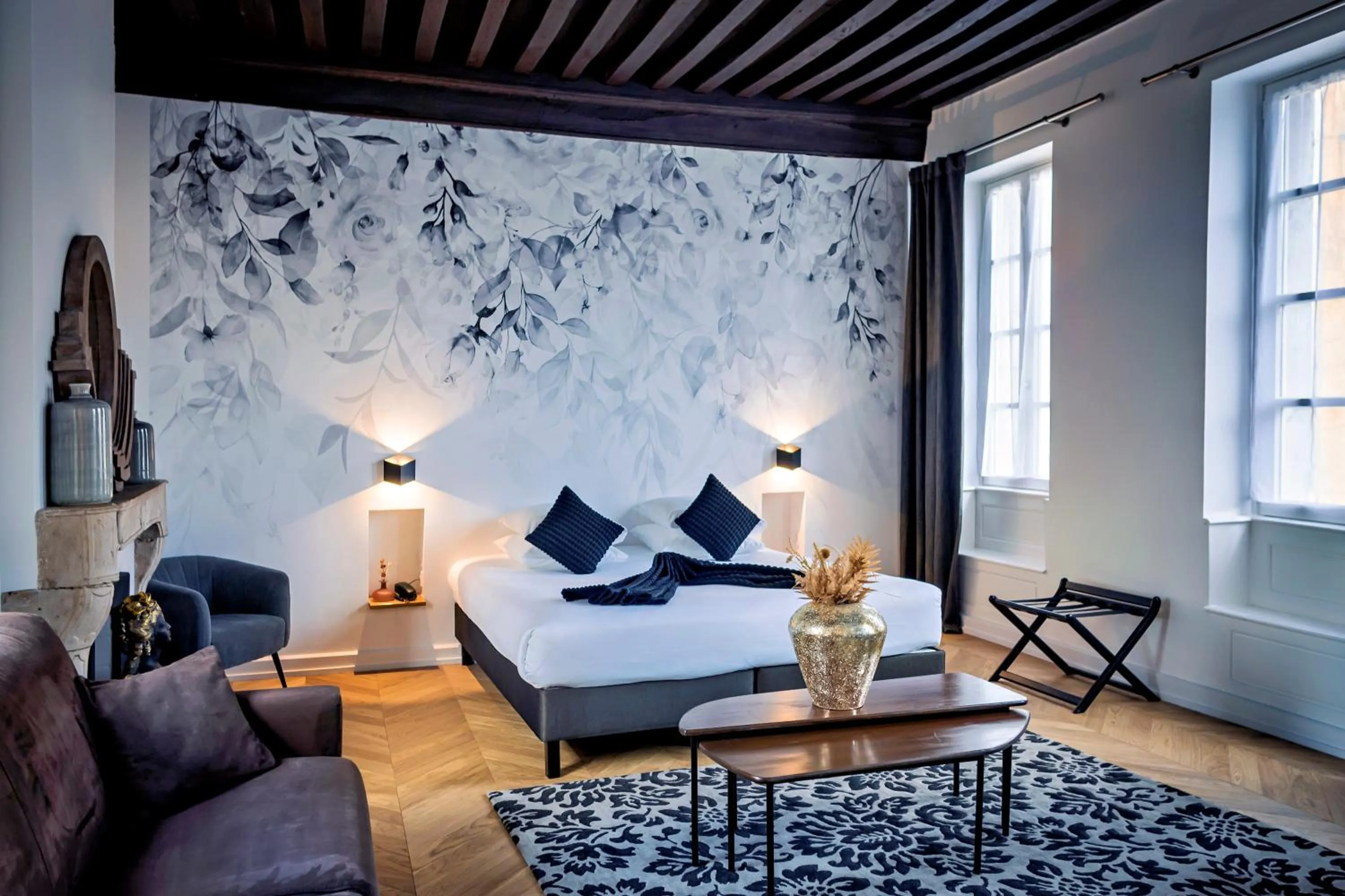 View (from property/room), Bed in Maison Philippe Le Bon Hôtel, Restaurant & Bar le 19