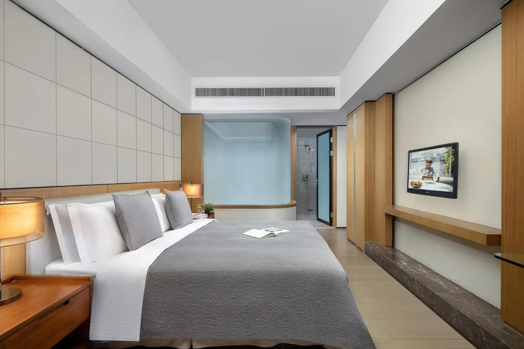Bedroom, Bed in Ascott IFC Guangzhou - Free Shuttle Bus For Canton Fair