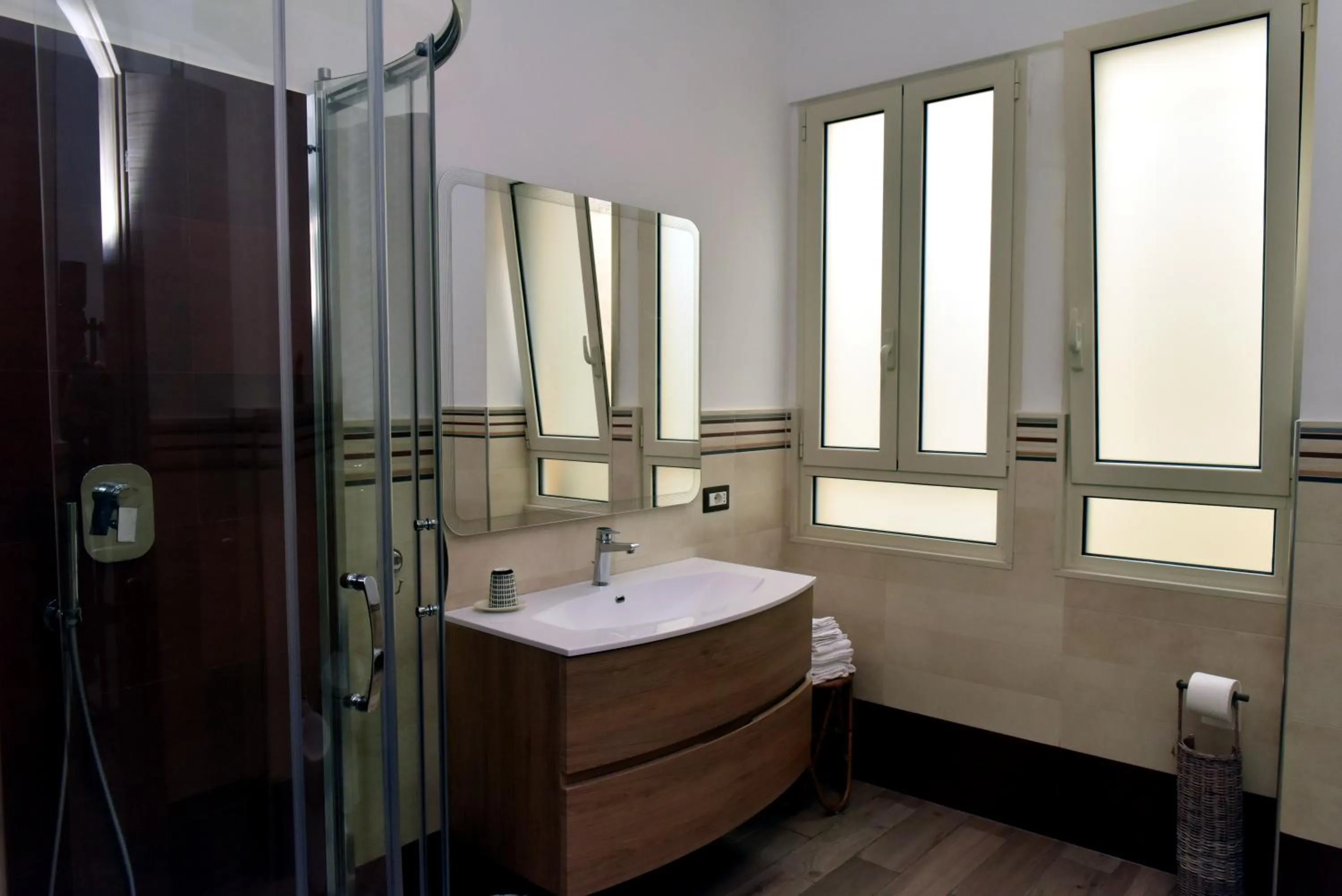 Shower in In Terrazza Da Giusy