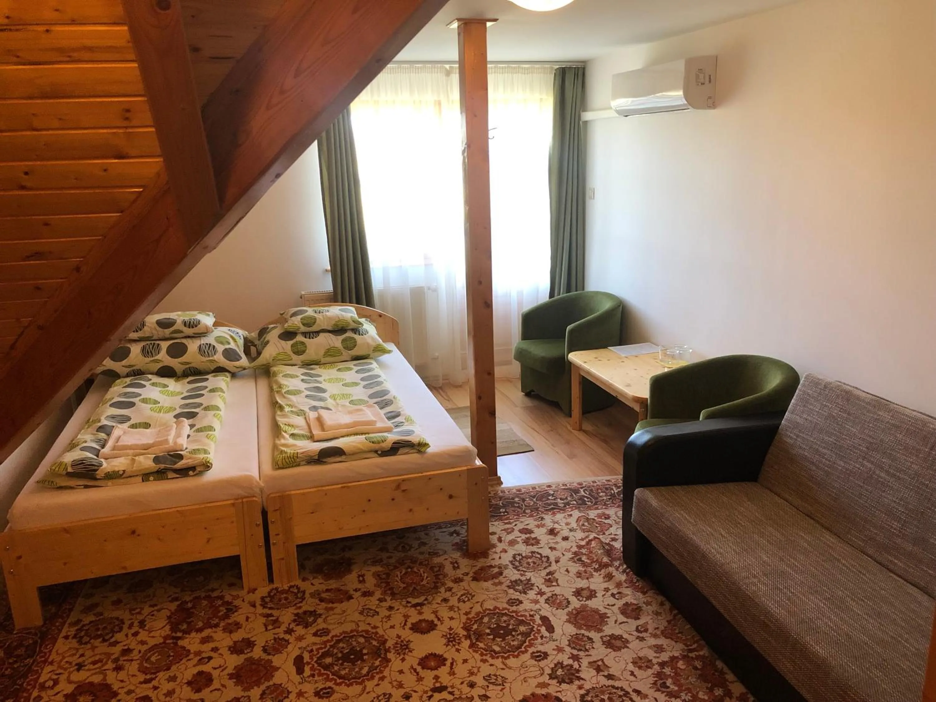 Bed in Antal-tavi Fogadó és Horgászparadicsom