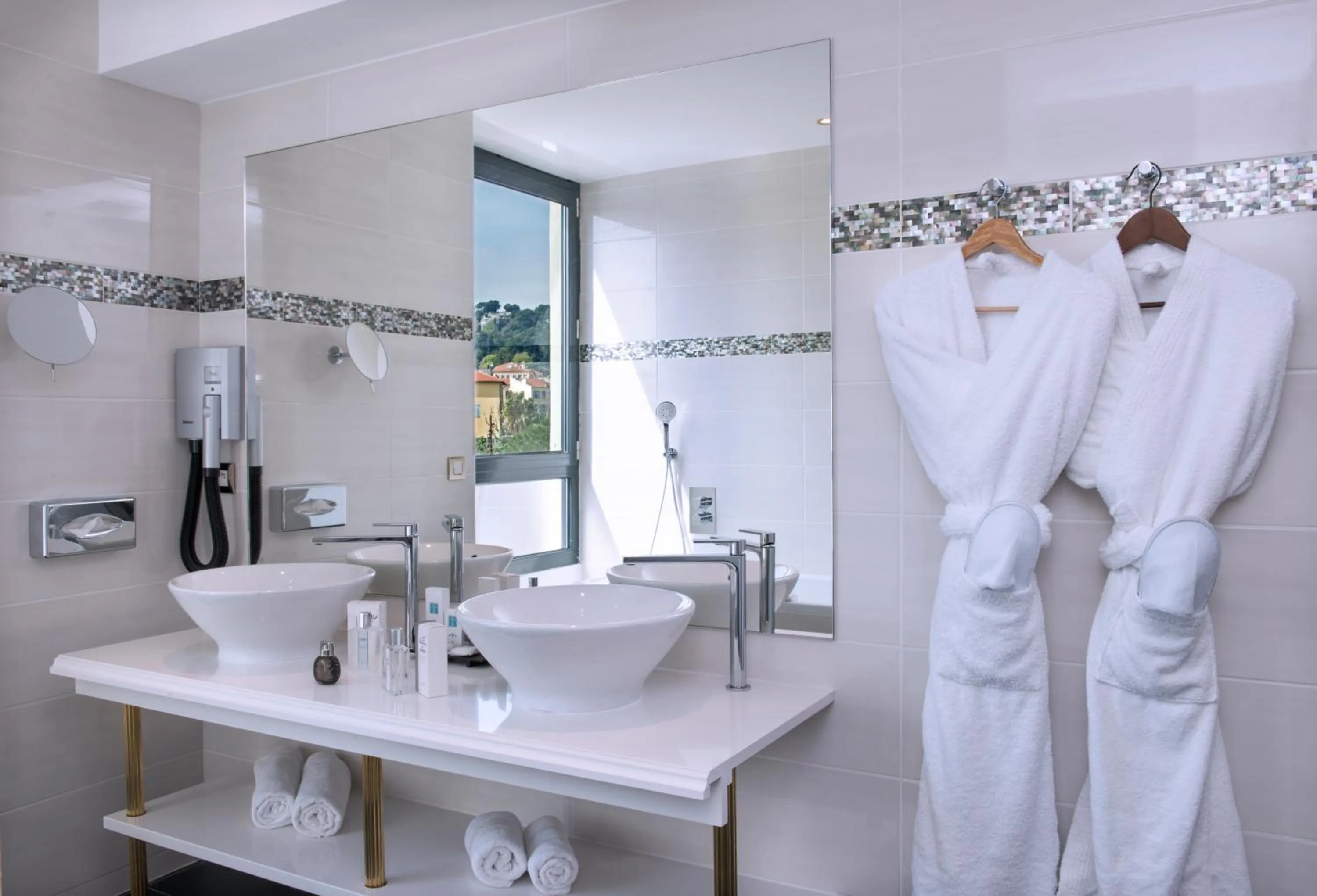 Bathroom in Hotel Aston La Scala