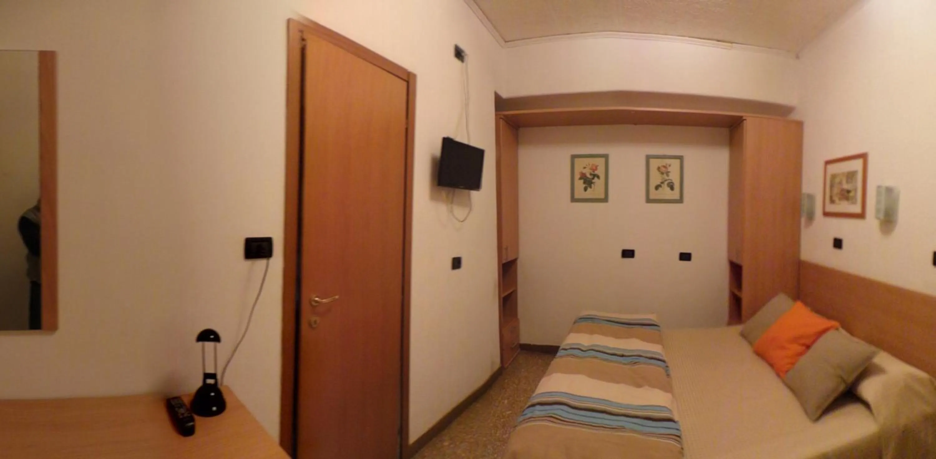 Bed in Hotel Europa