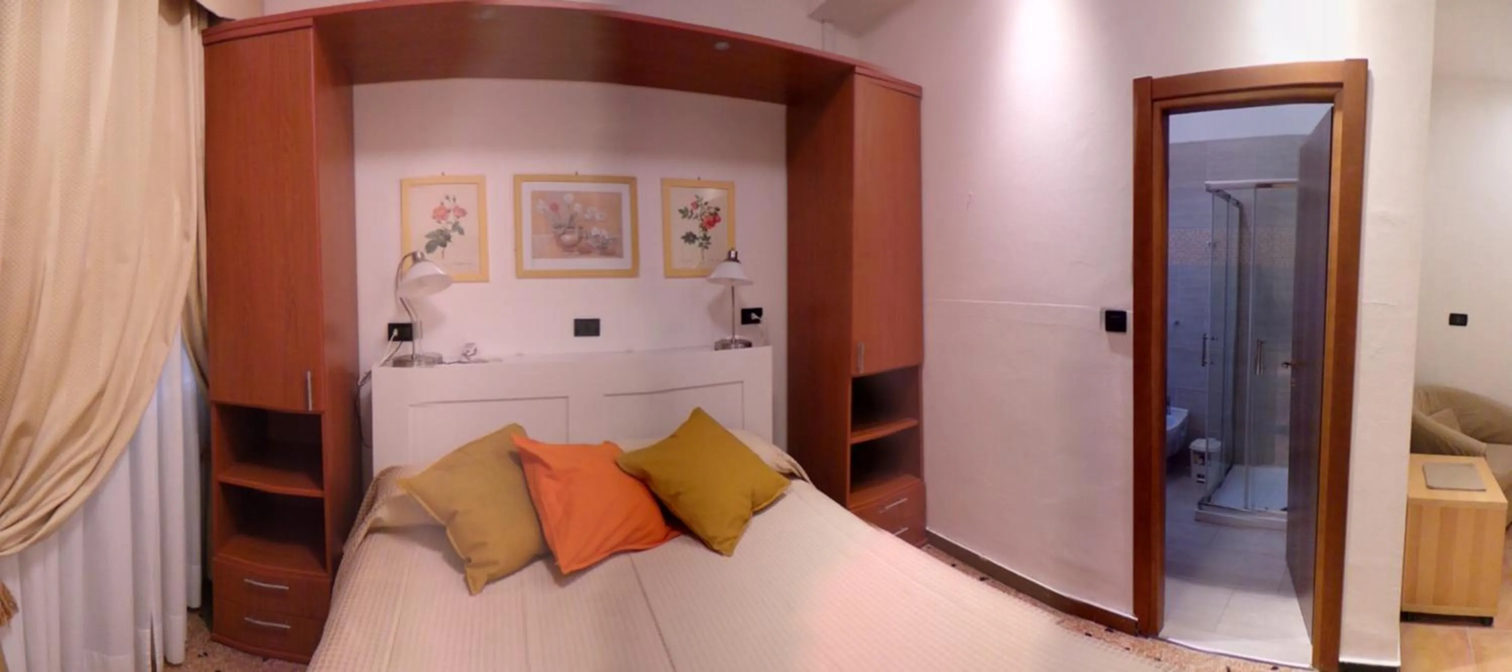 Bed in Hotel Europa