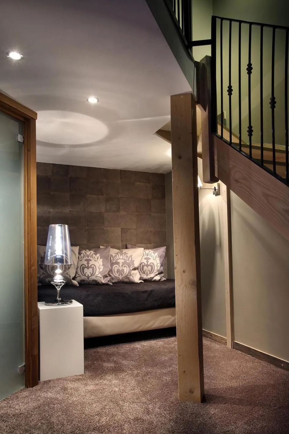 Bed in Hôtel Koh-I Nor by Les Etincelles