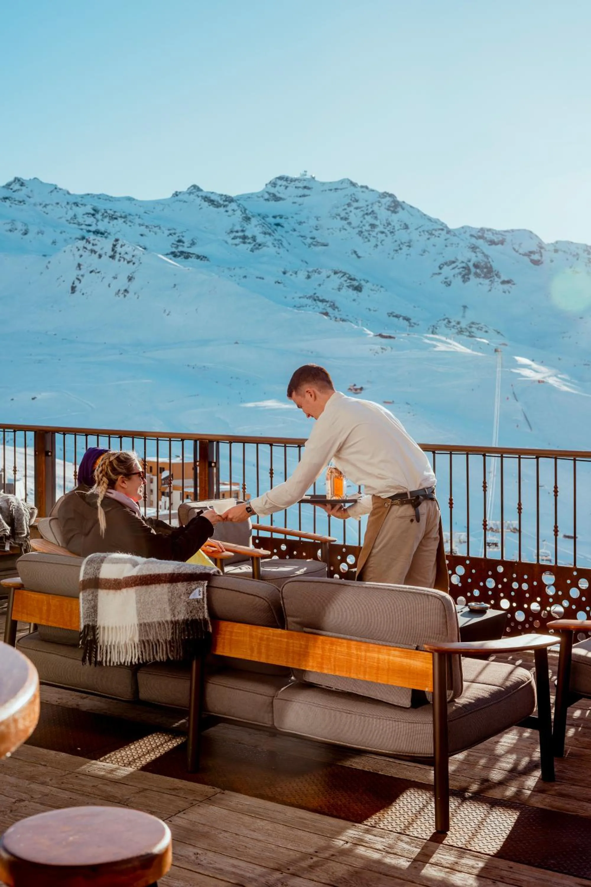 Restaurant/places to eat in Hôtel Koh-I Nor by Les Etincelles