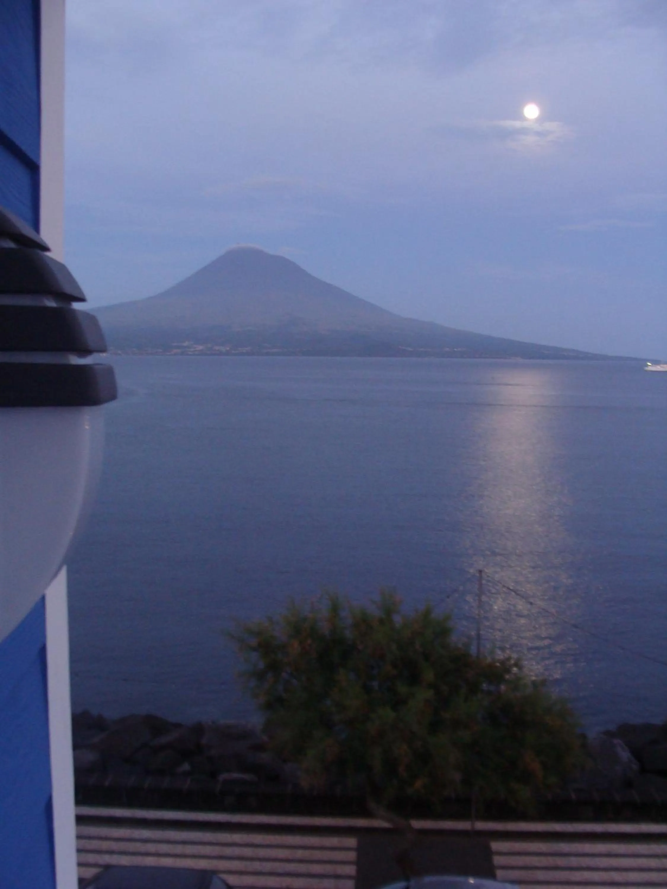 Night in Apartamentos Kósmos