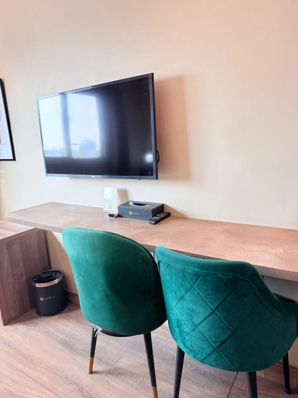 TV and multimedia in Hamsun Shahrah-e-Faisal