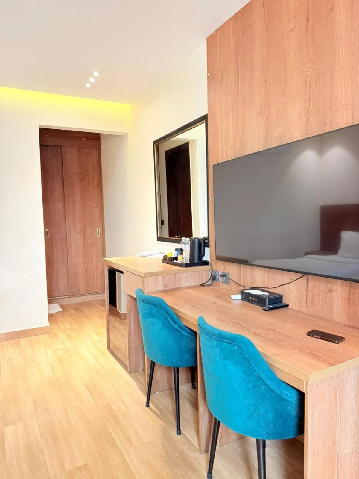 TV and multimedia in Hamsun Shahrah-e-Faisal