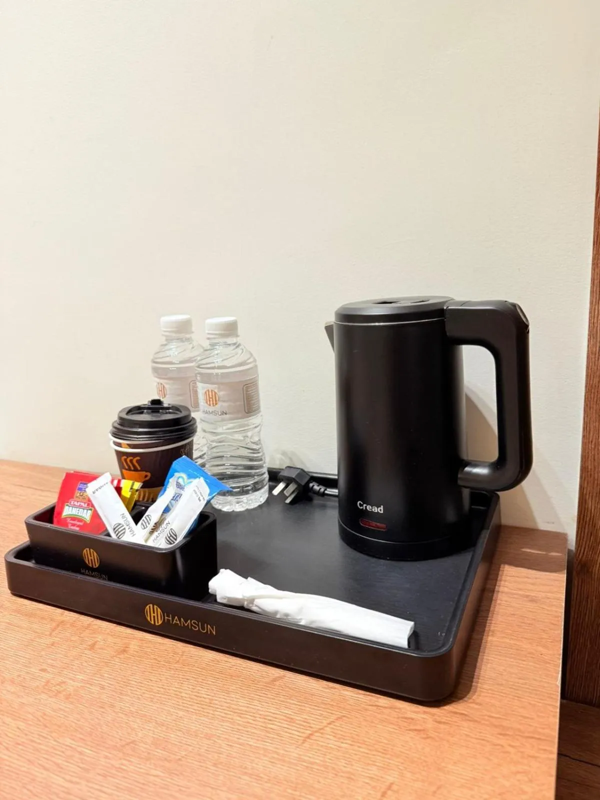 Coffee/tea facilities in Hamsun Shahrah-e-Faisal