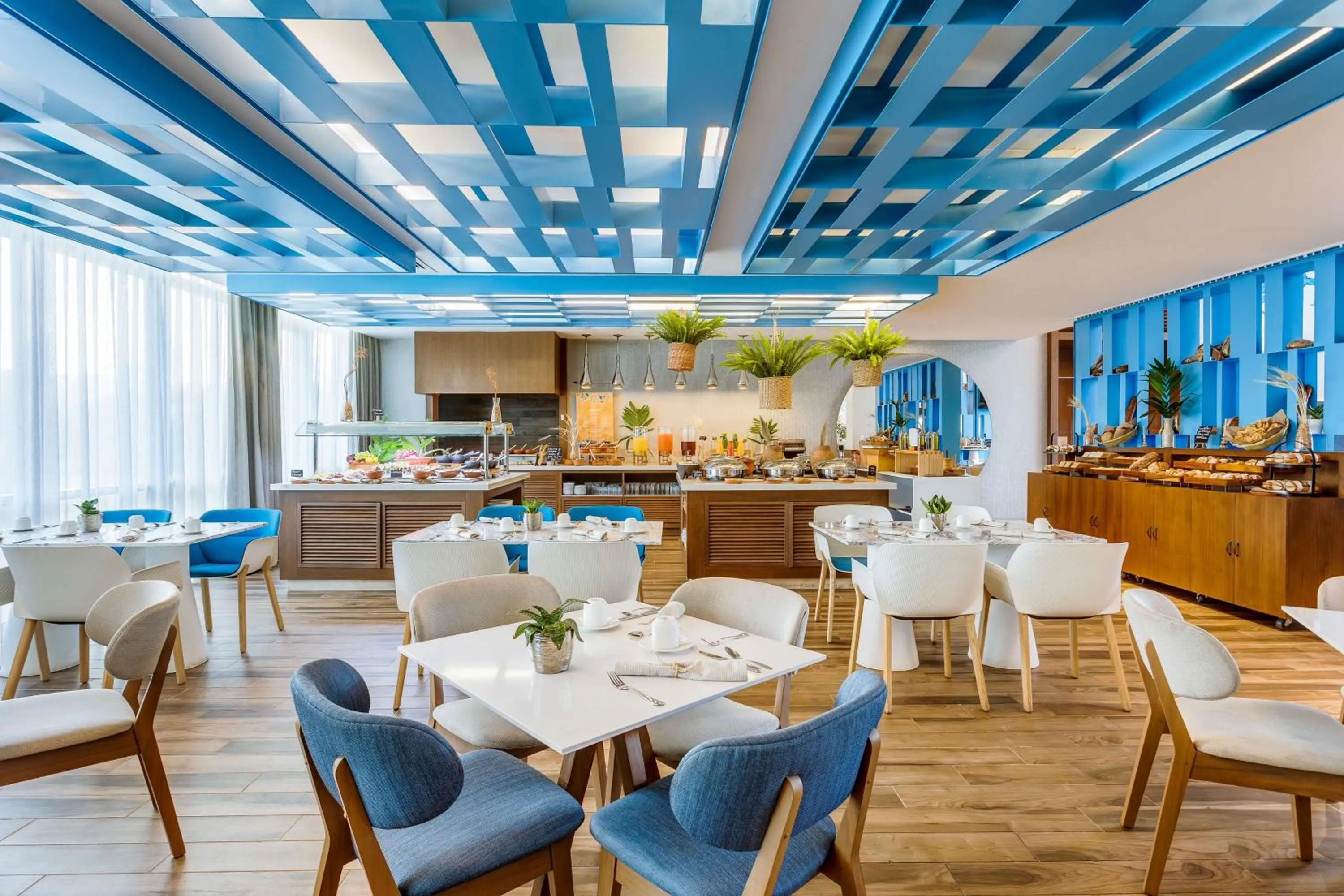 Restaurant/places to eat in Avani Cancun Airport