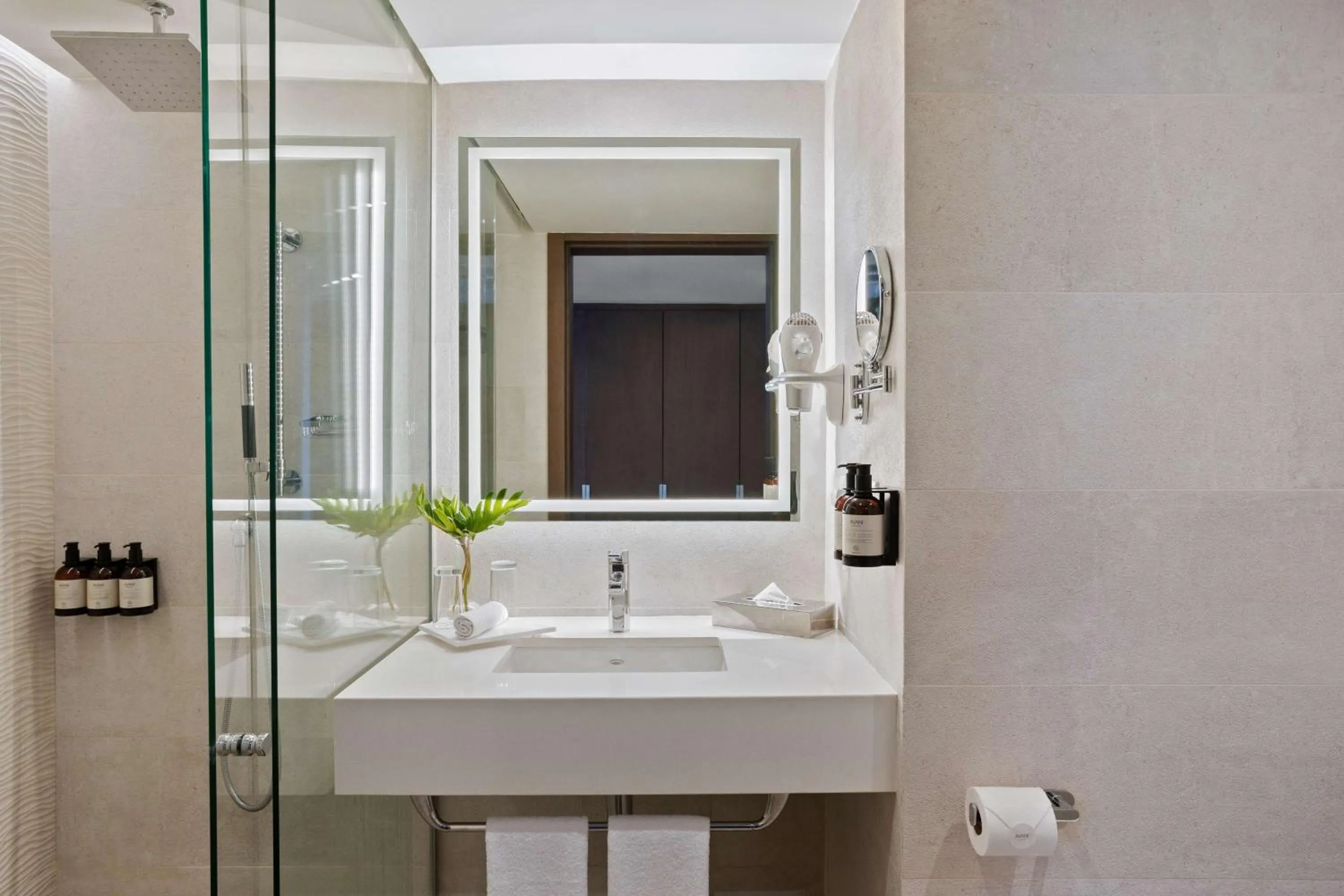 Toilet in Avani Cancun Airport