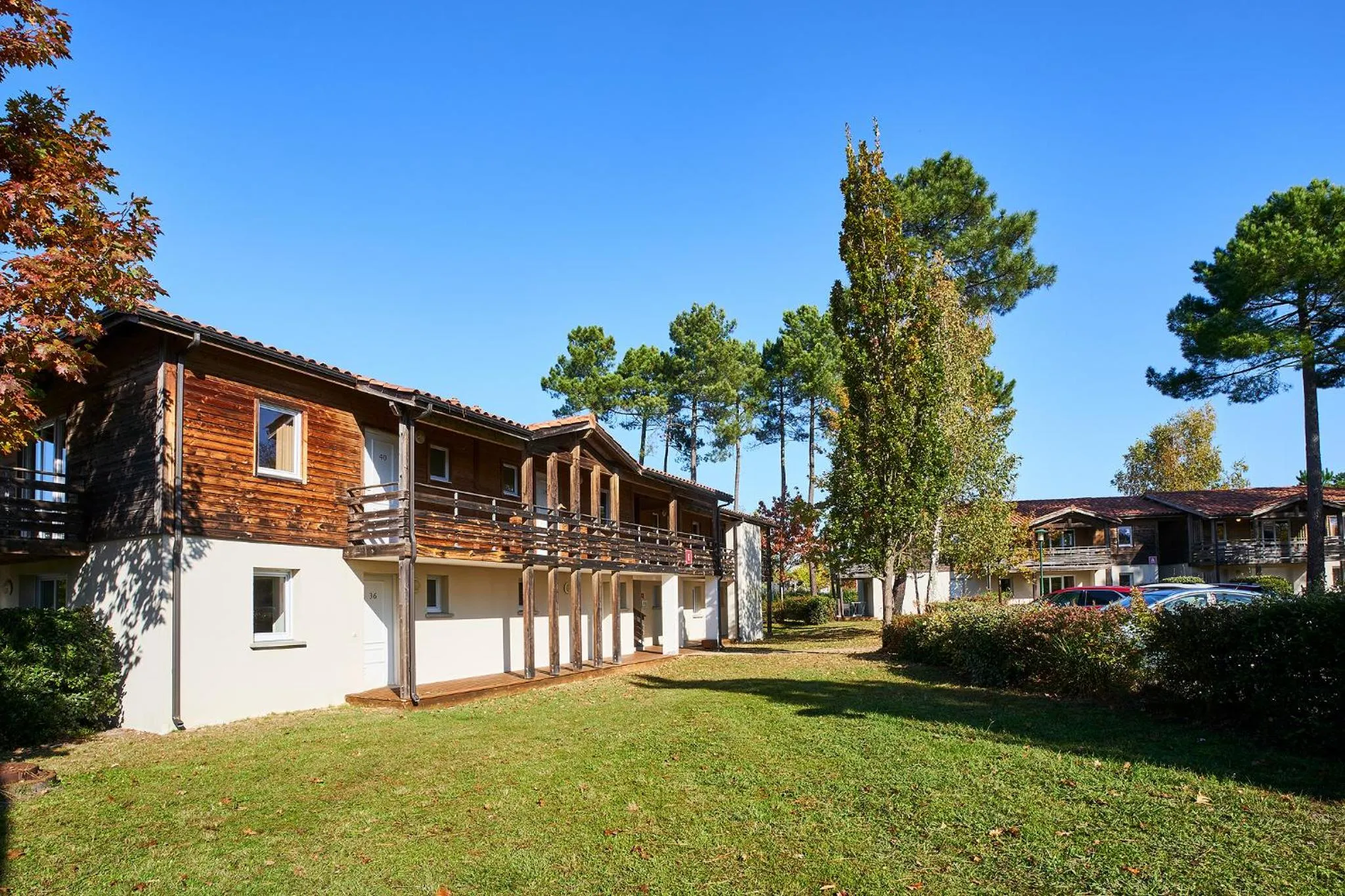 Property building in Les Cottages Du Lac
