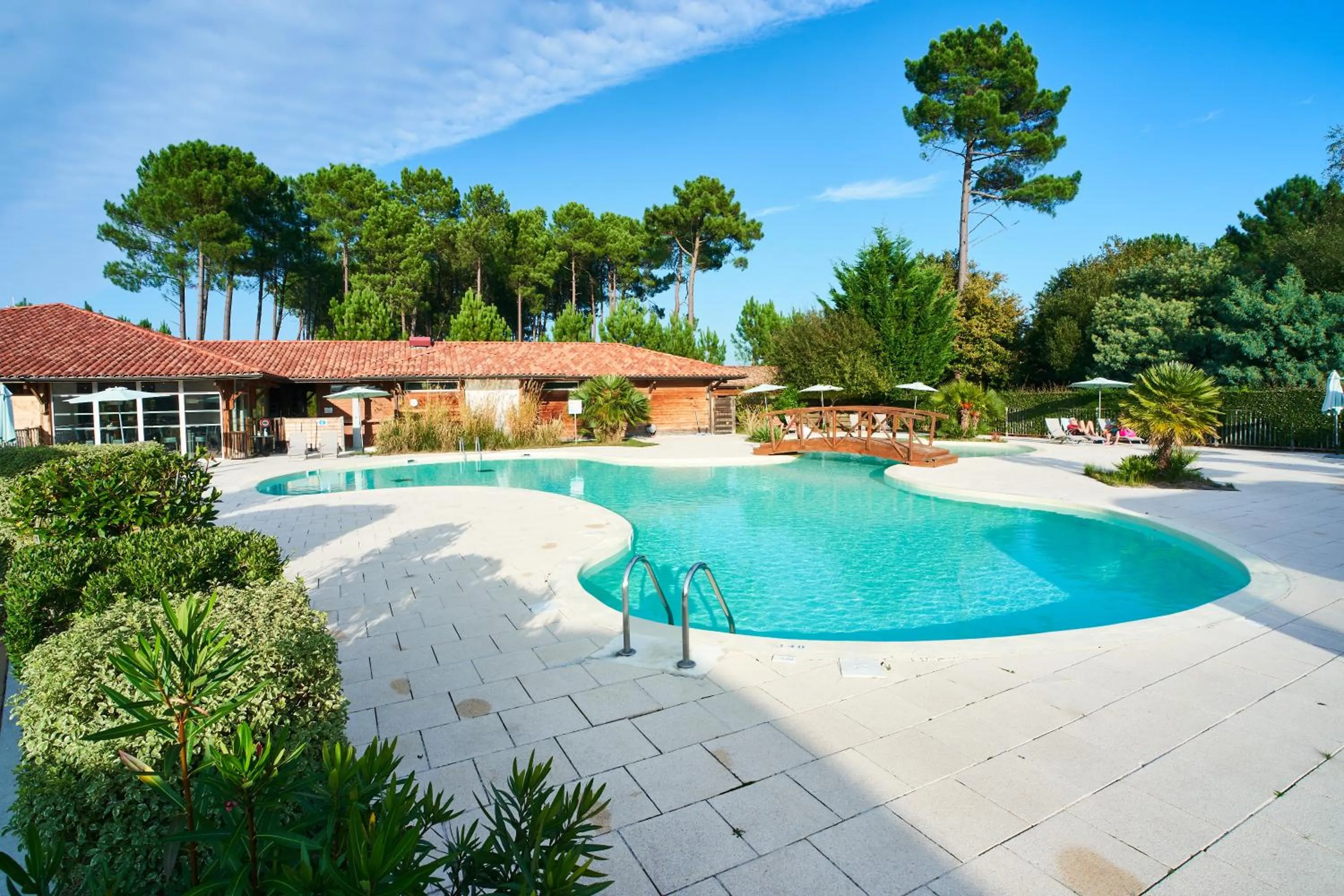 Swimming pool in Les Cottages Du Lac