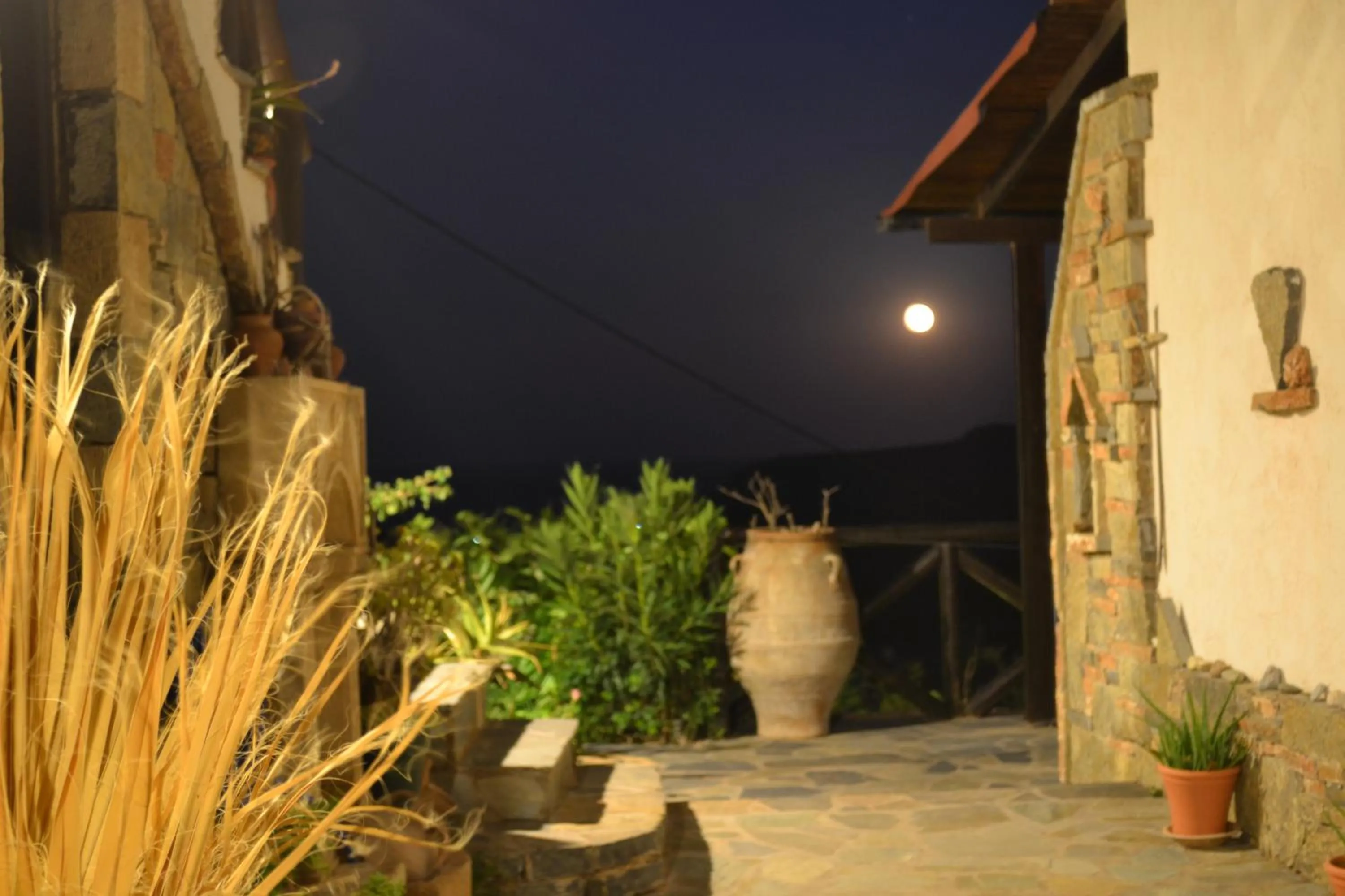 Night in Katerina Apartments
