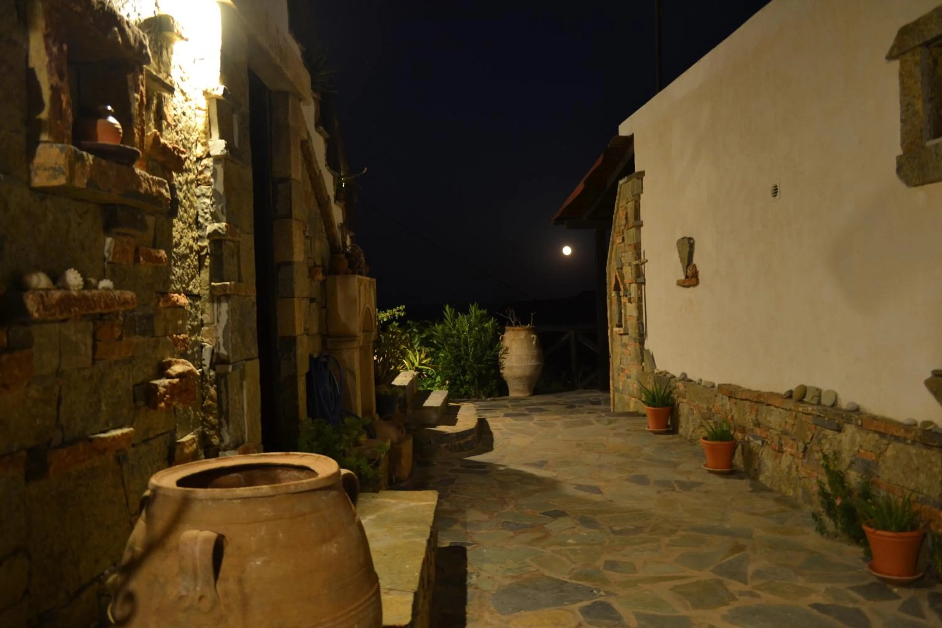 Night in Katerina Apartments