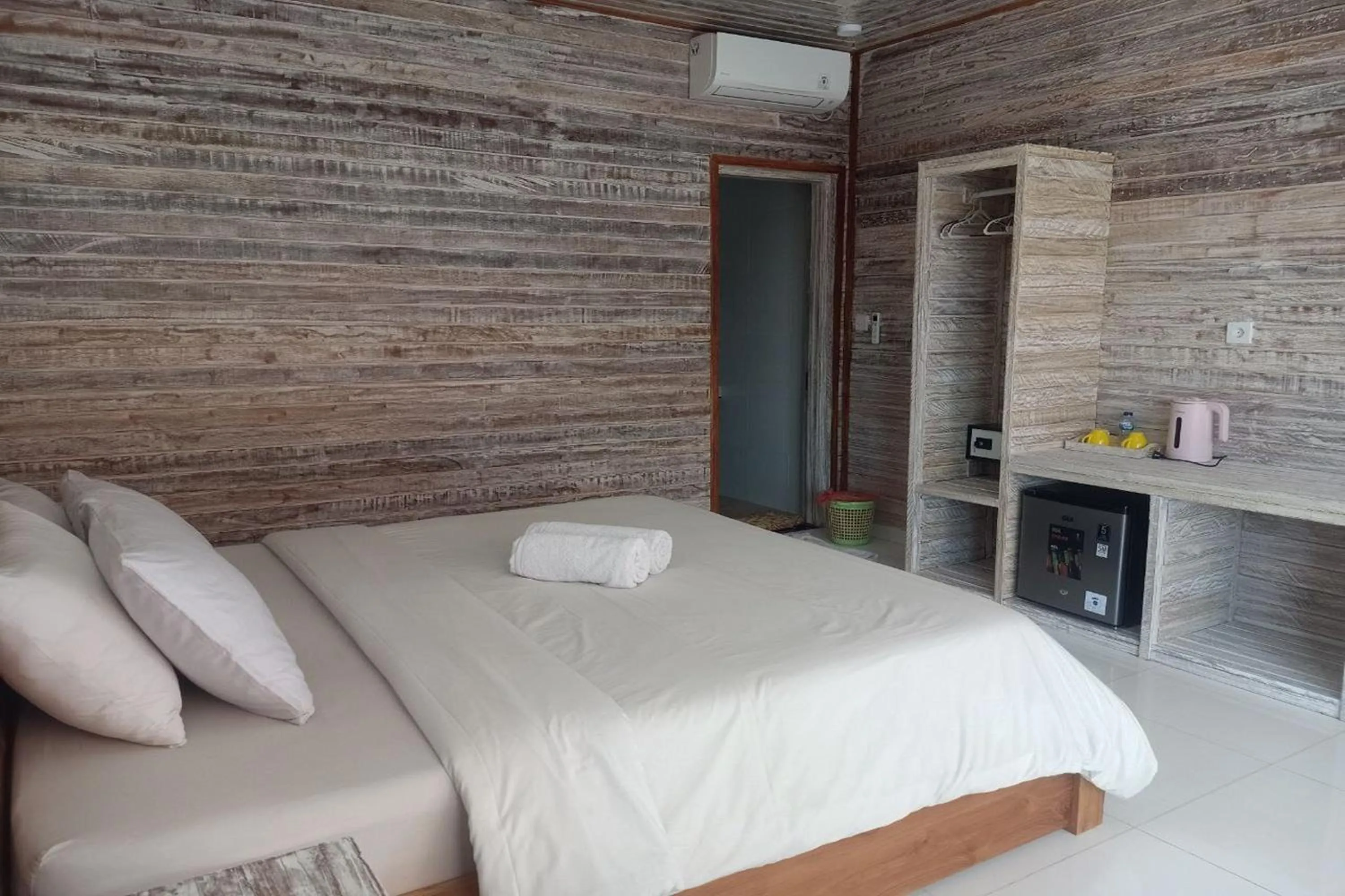 Bed in The Beach Huts Lembongan