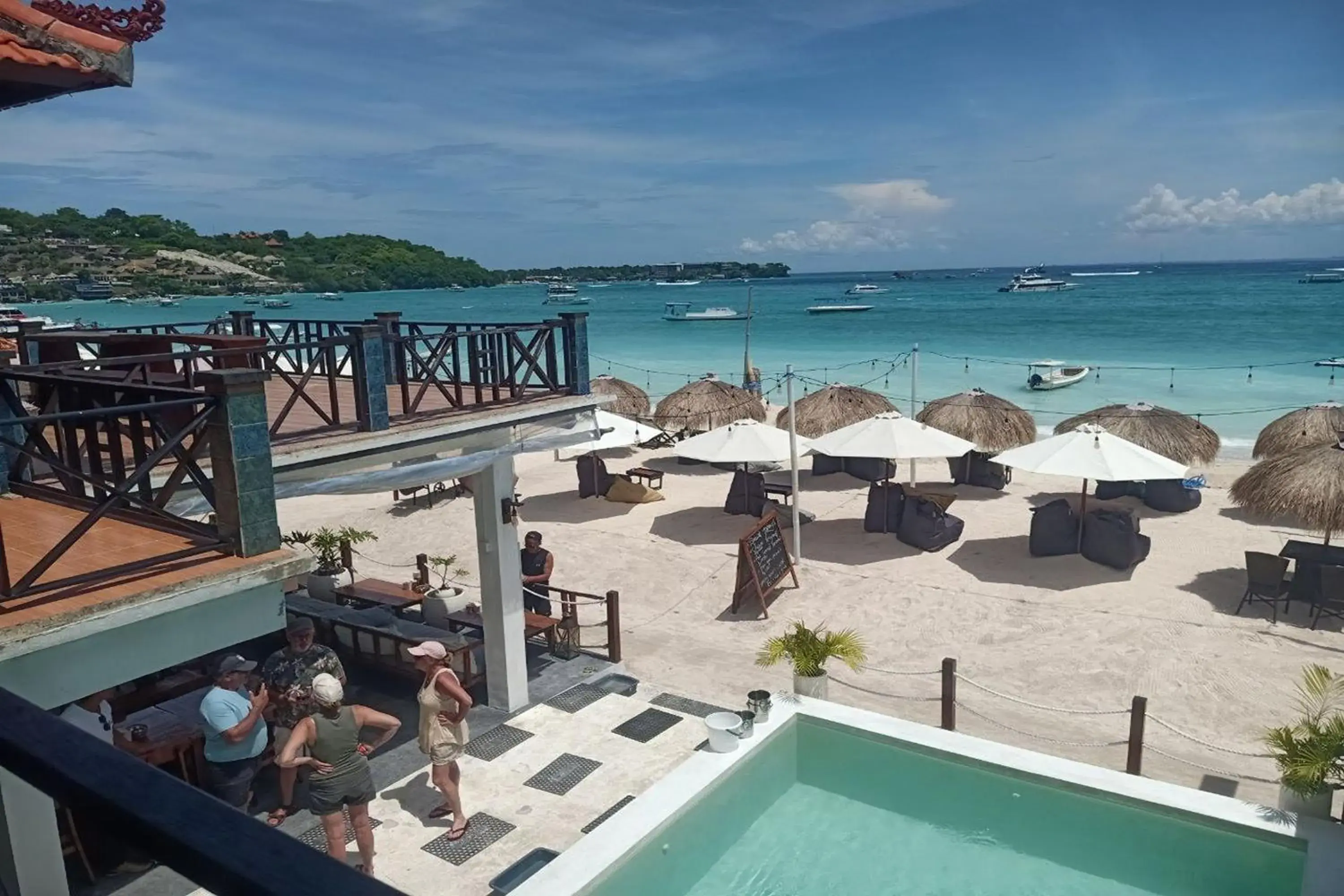 Property building in The Beach Huts Lembongan Property building in The Beach Huts Lembongan