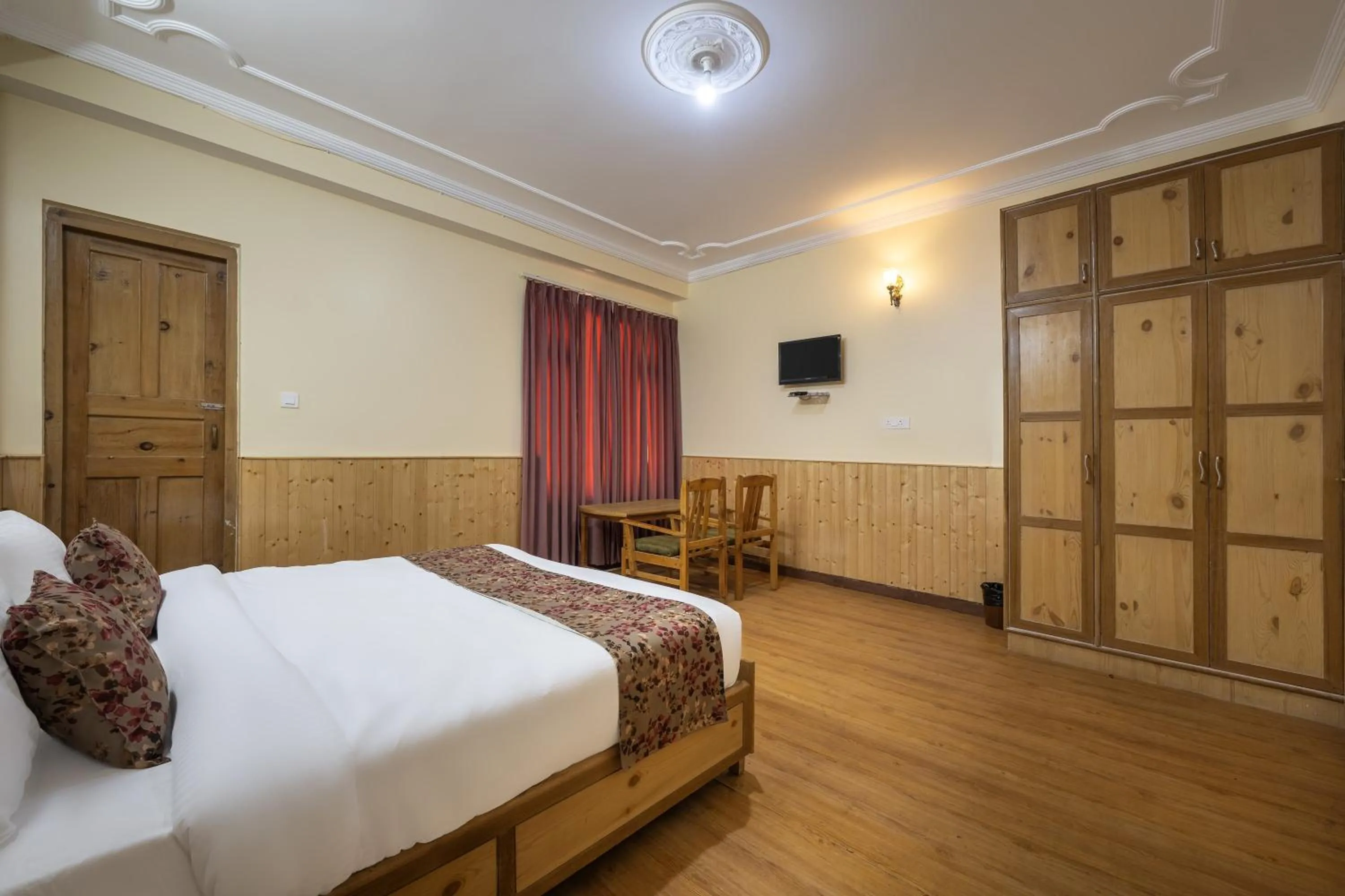 Bed in Echor The Alpine Crest Kalpa
