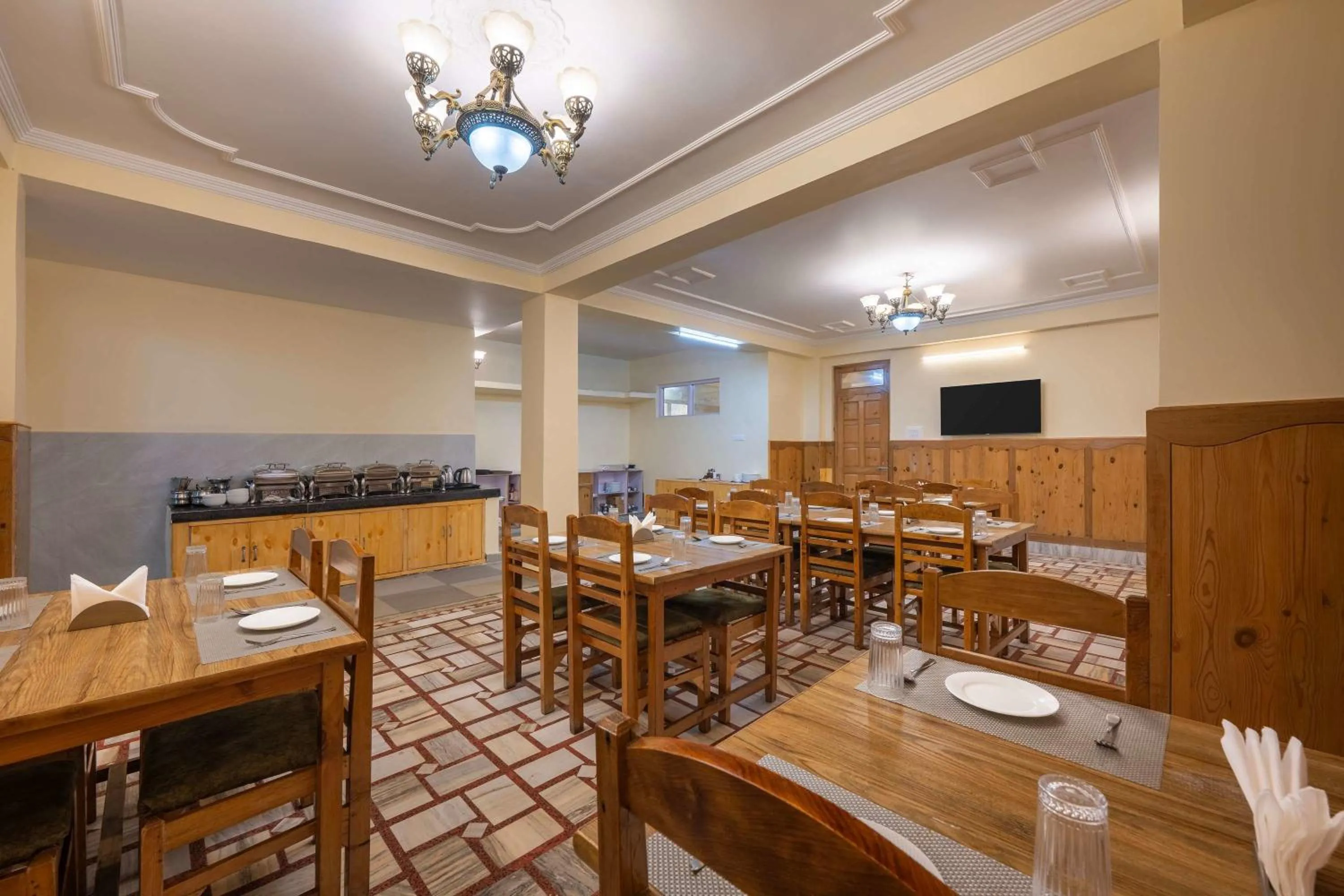 Restaurant/places to eat in Echor The Alpine Crest Kalpa