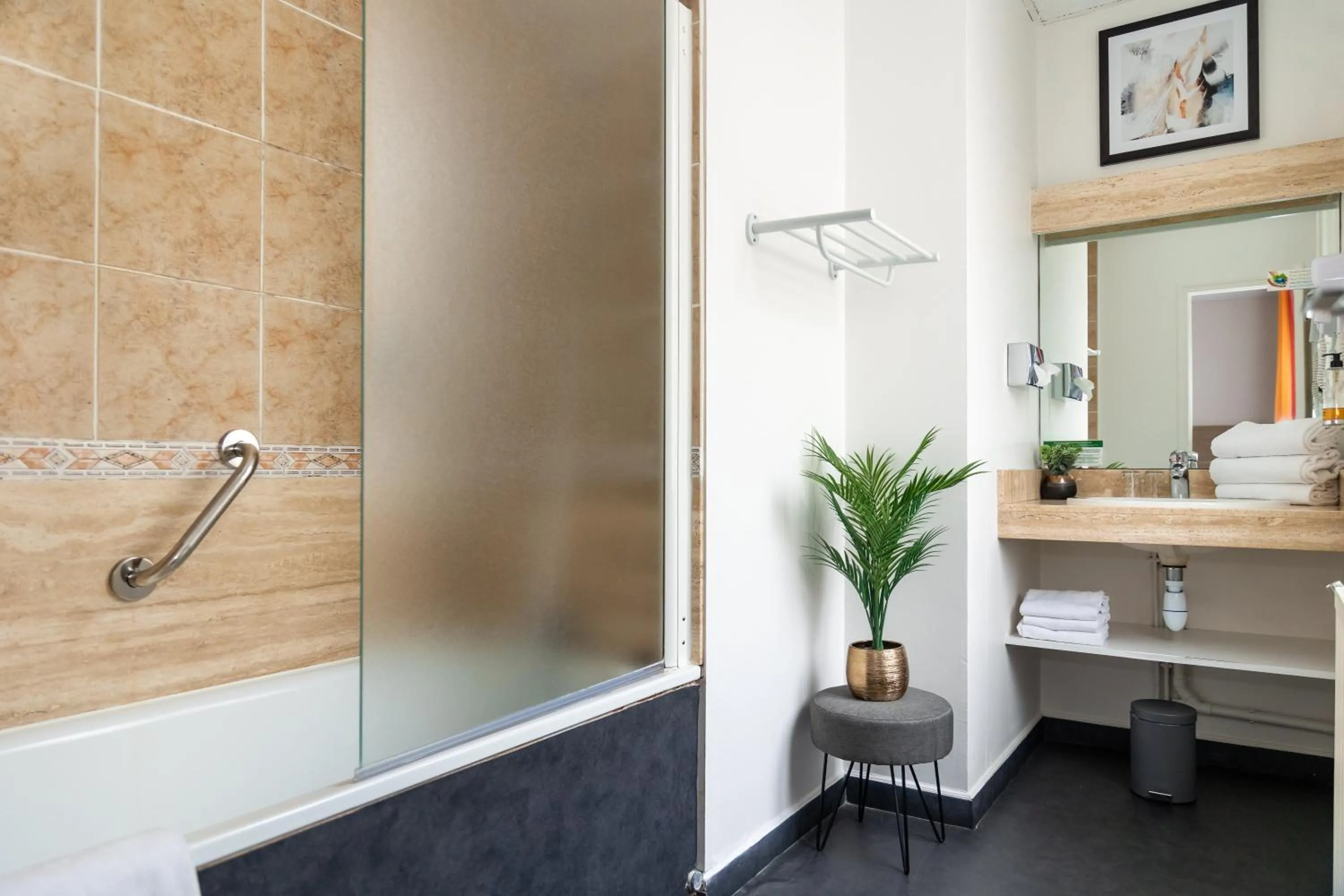 Bathroom in Hotel Elizabeth - Intra Muros