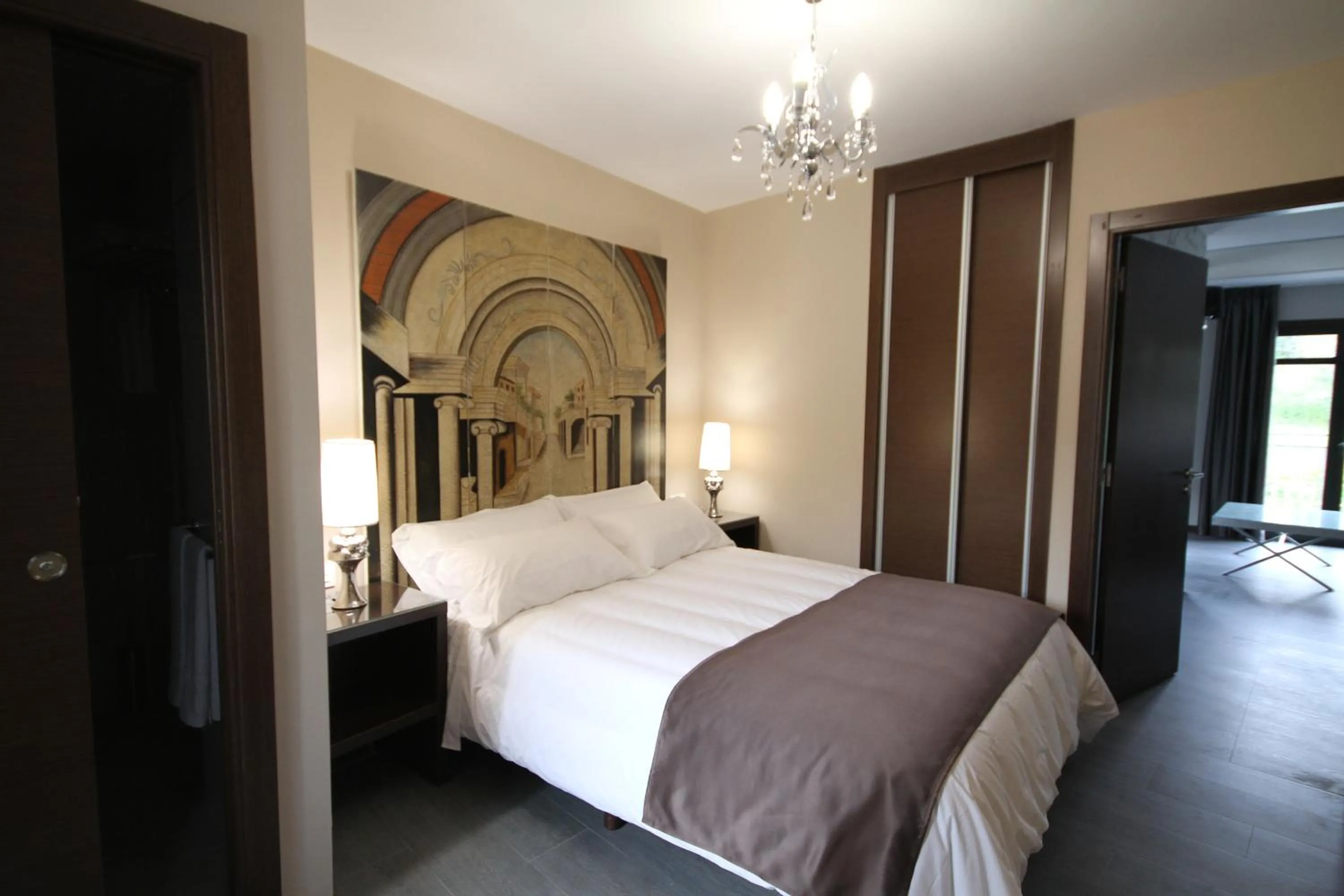 Photo of the whole room, Bed in Alvear Suites
