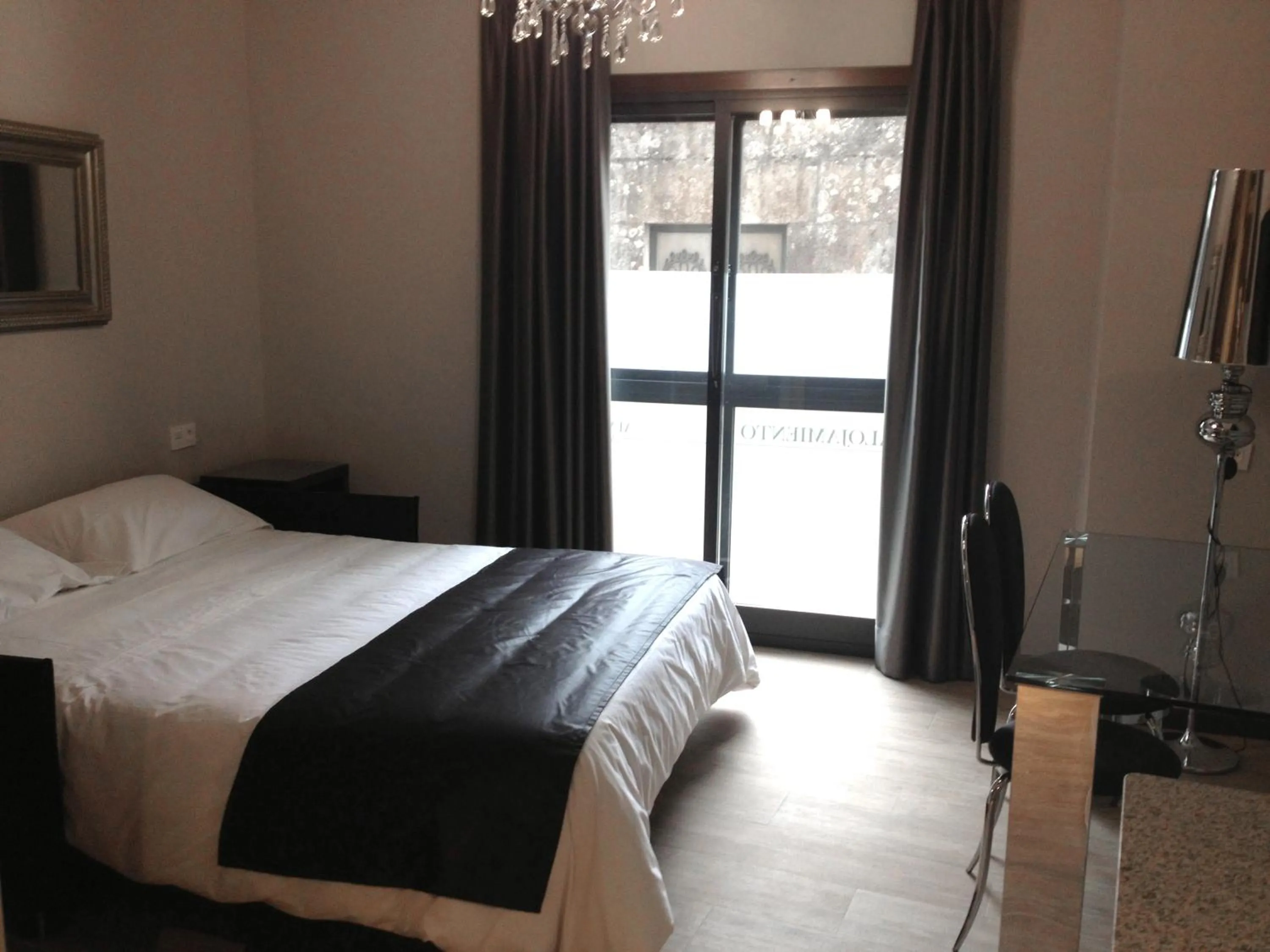 Day, Bed in Alvear Suites