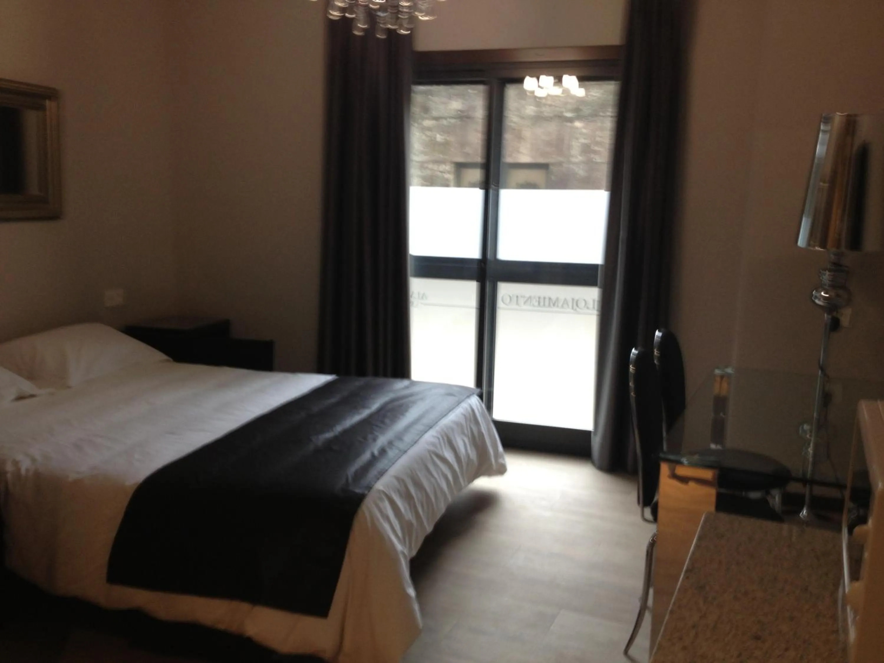 Day, Bed in Alvear Suites
