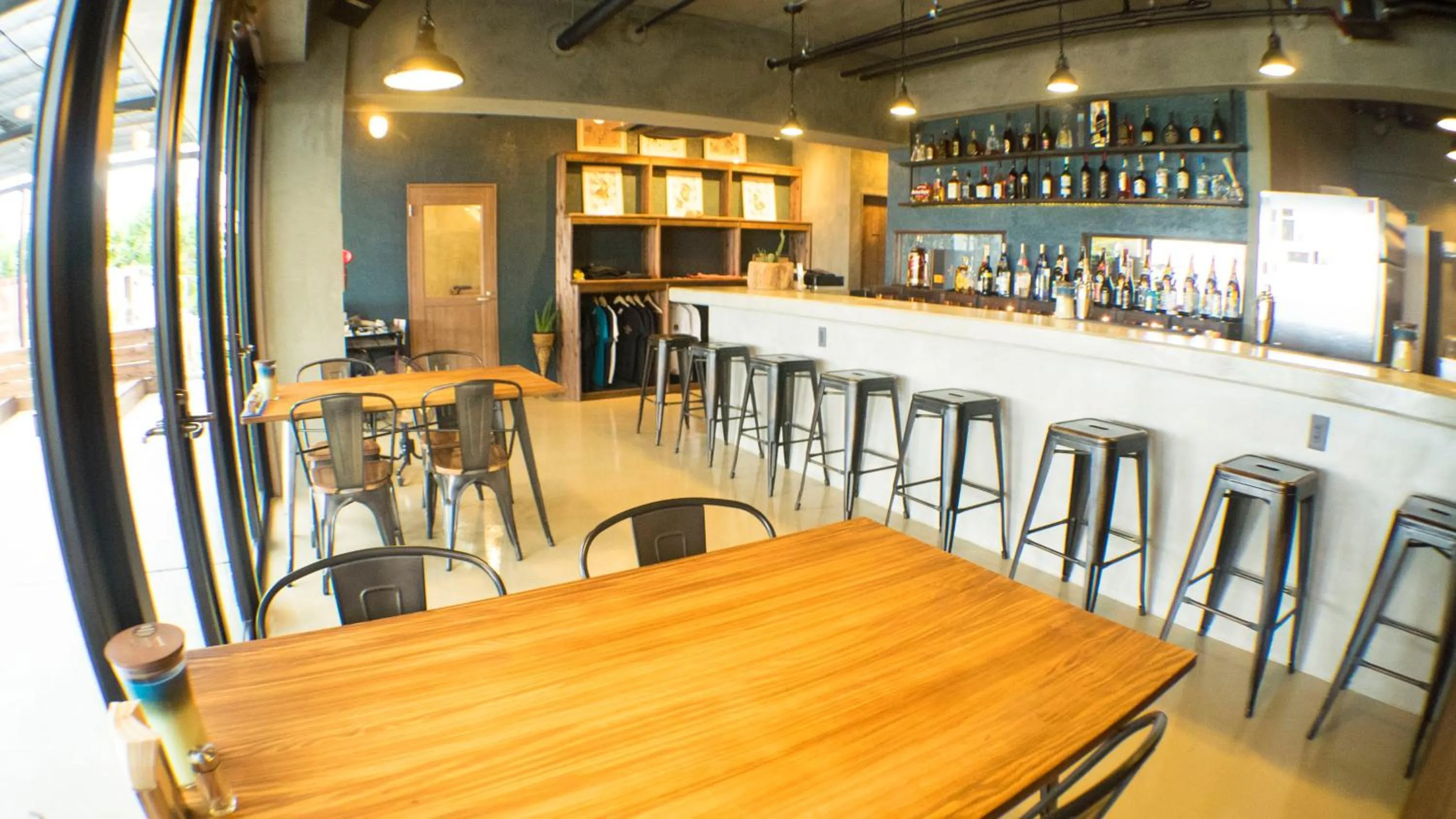 Restaurant/places to eat in MARINX CLASSIC HARBORVIEW PENSION