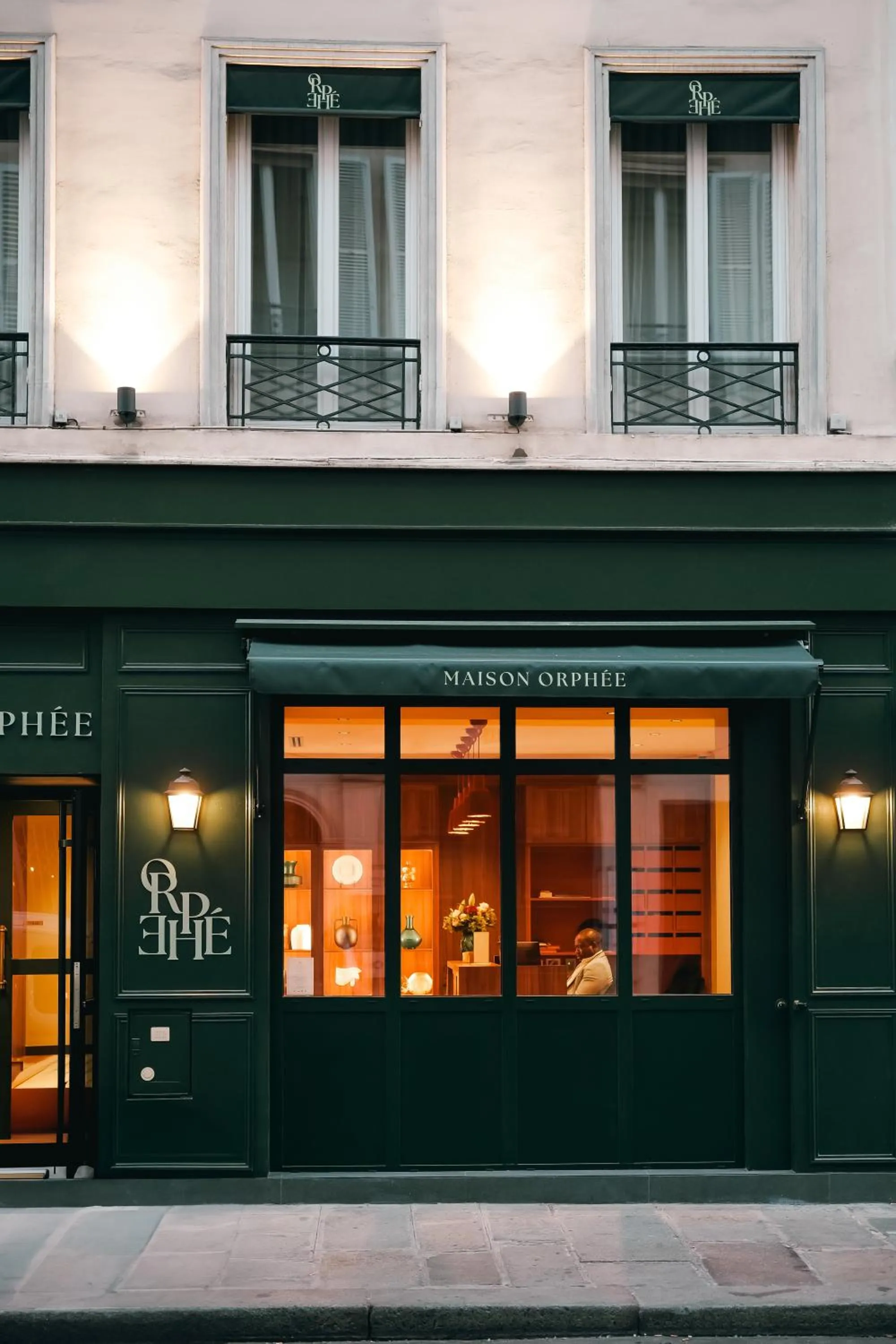 Facade/entrance in Maison Orphée
