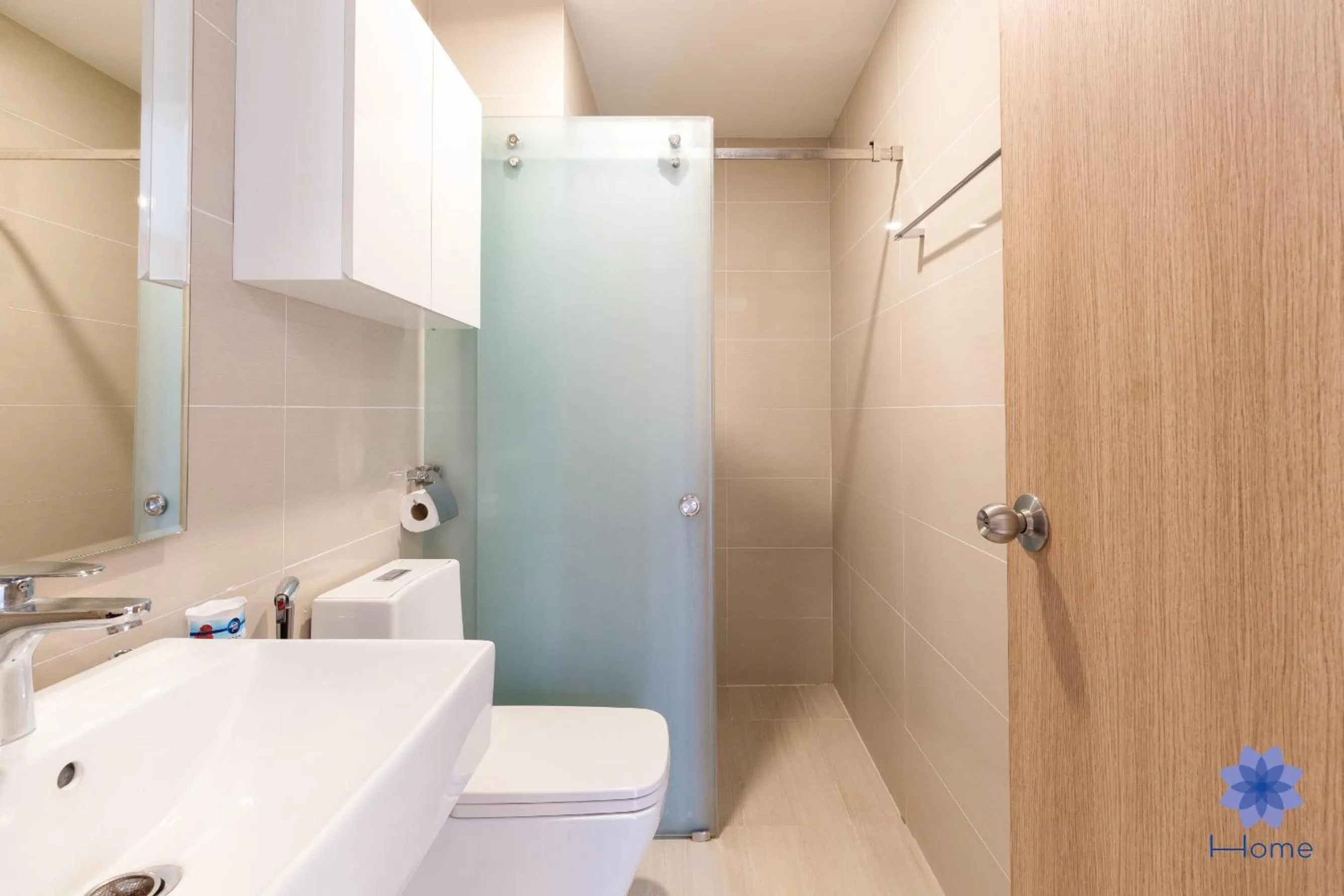 Shower in iHome Furnished Apartments with Free Gym & Pool, Airport Pick-Up Service