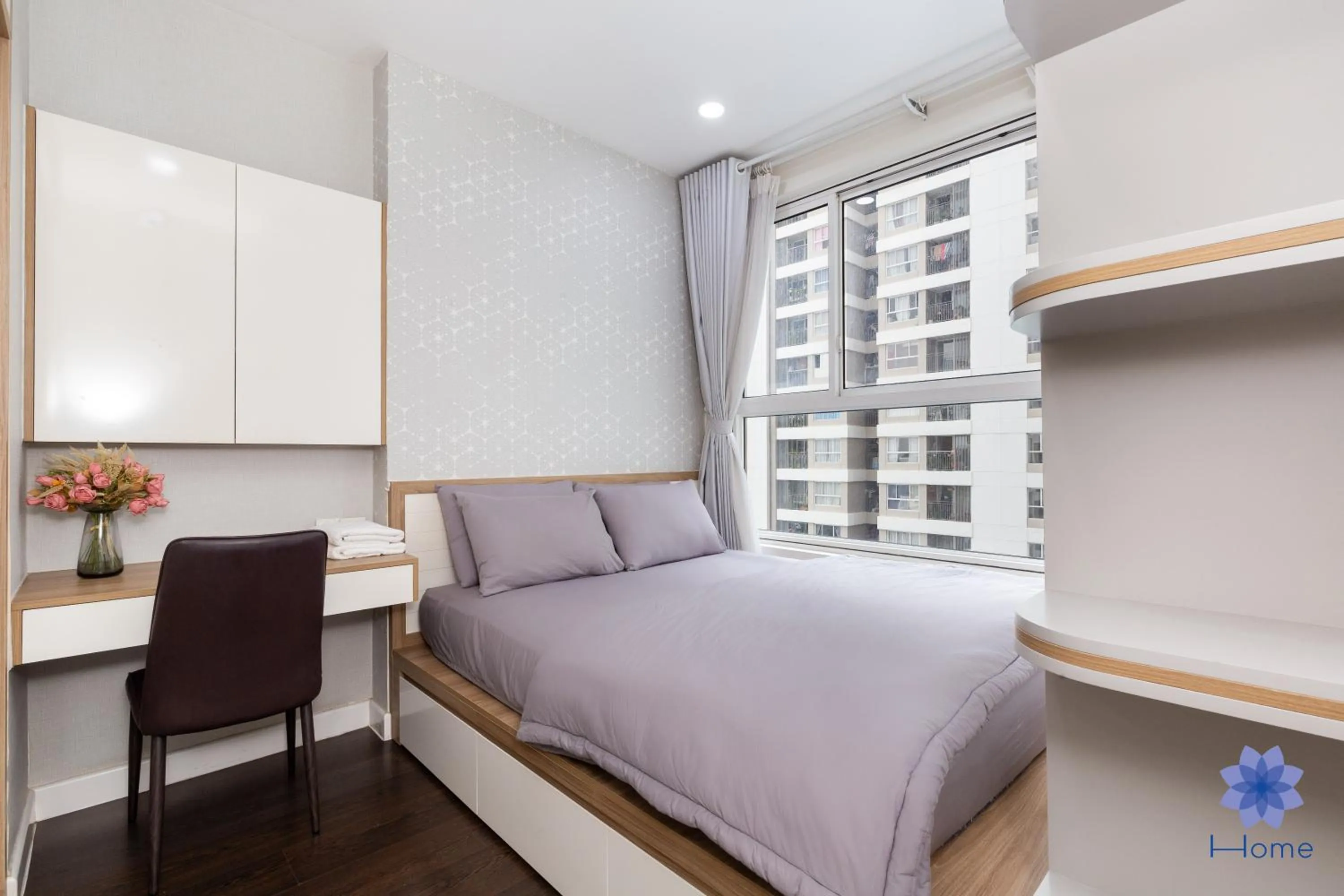 Bed in iHome Furnished Apartments with Free Gym & Pool, Airport Pick-Up Service