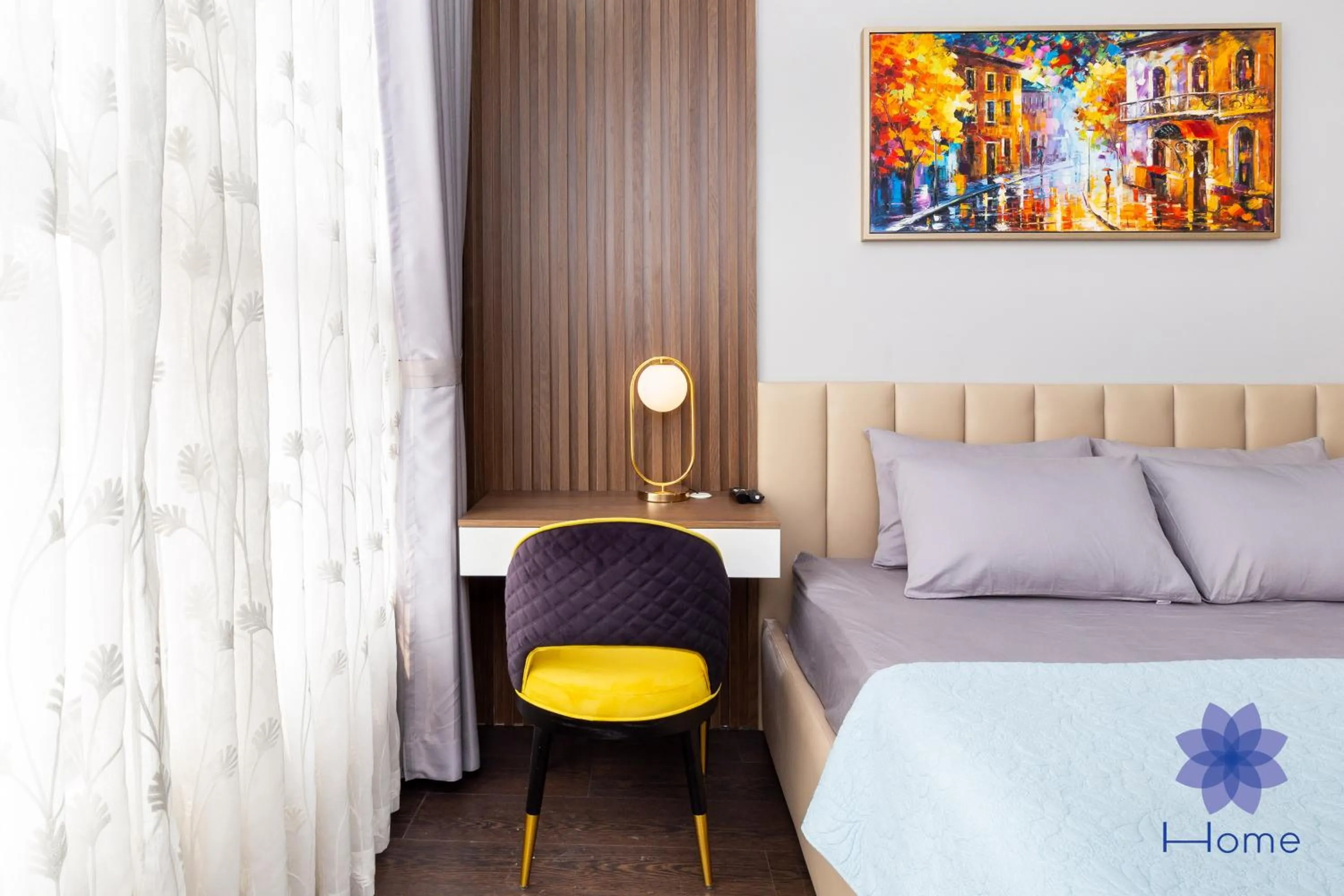 Bed in iHome Furnished Apartments with Free Gym & Pool, Airport Pick-Up Service