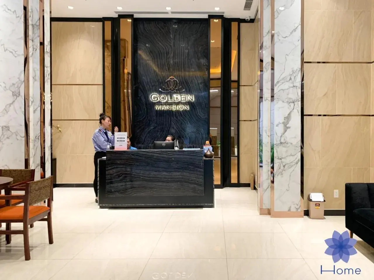 Lobby or reception in iHome Furnished Apartments with Free Gym & Pool, Airport Pick-Up Service Lobby or reception in iHome Furnished Apartments with Free Gym & Pool, Airport Pick-Up Service