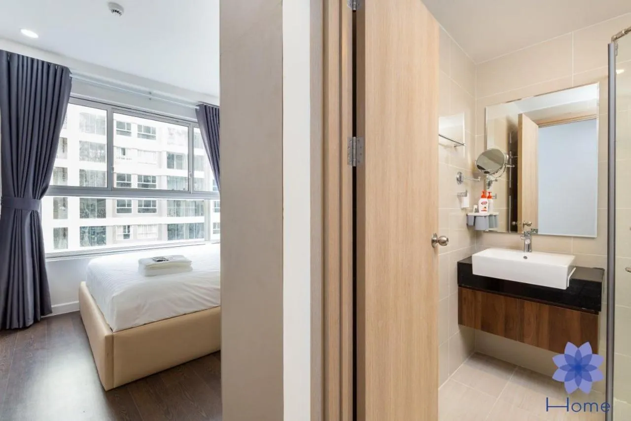 Bed in iHome Furnished Apartments with Free Gym & Pool, Airport Pick-Up Service