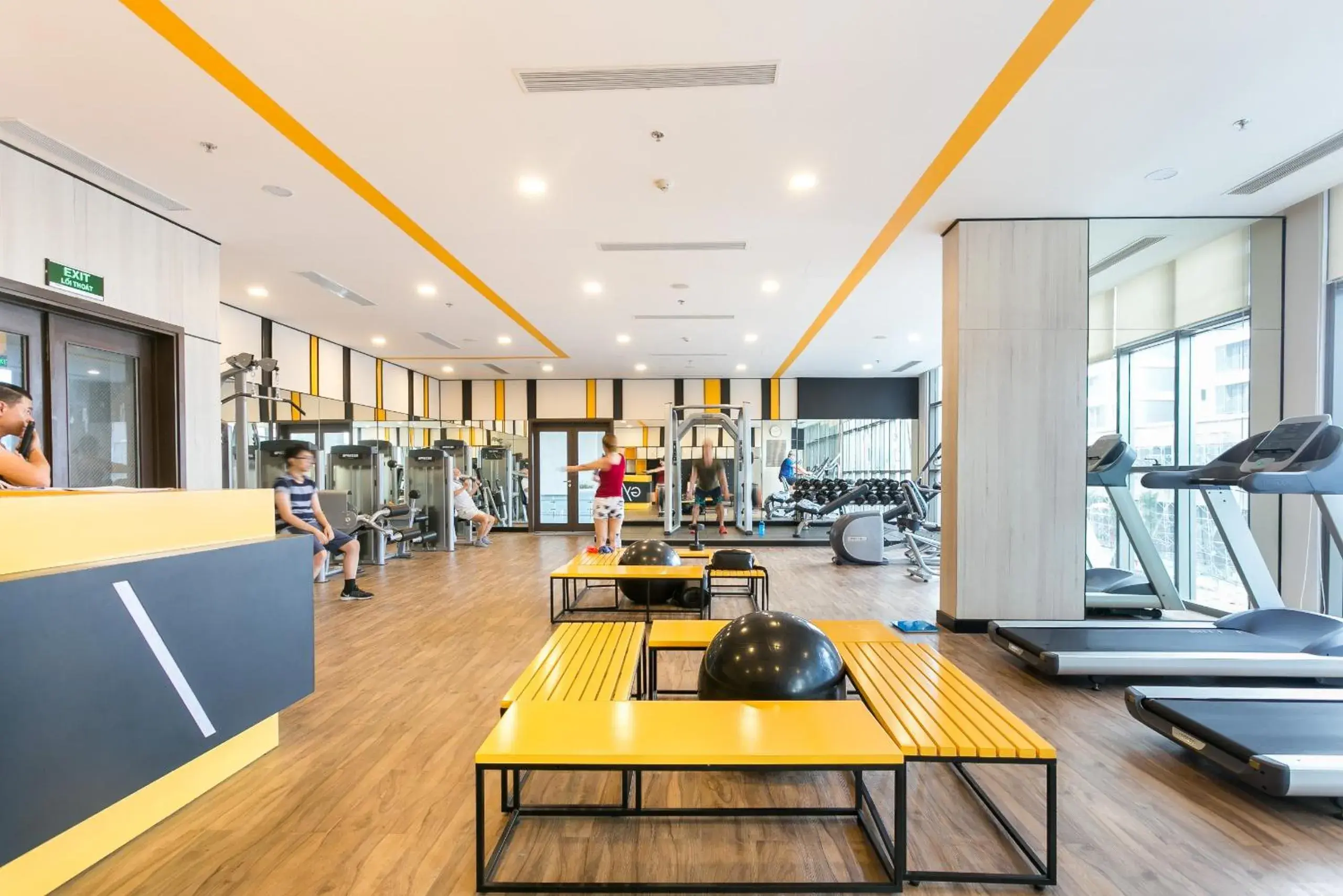 Fitness centre/facilities in iHome Furnished Apartments with Free Gym & Pool, Airport Pick-Up Service Fitness centre/facilities in iHome Furnished Apartments with Free Gym & Pool, Airport Pick-Up Service