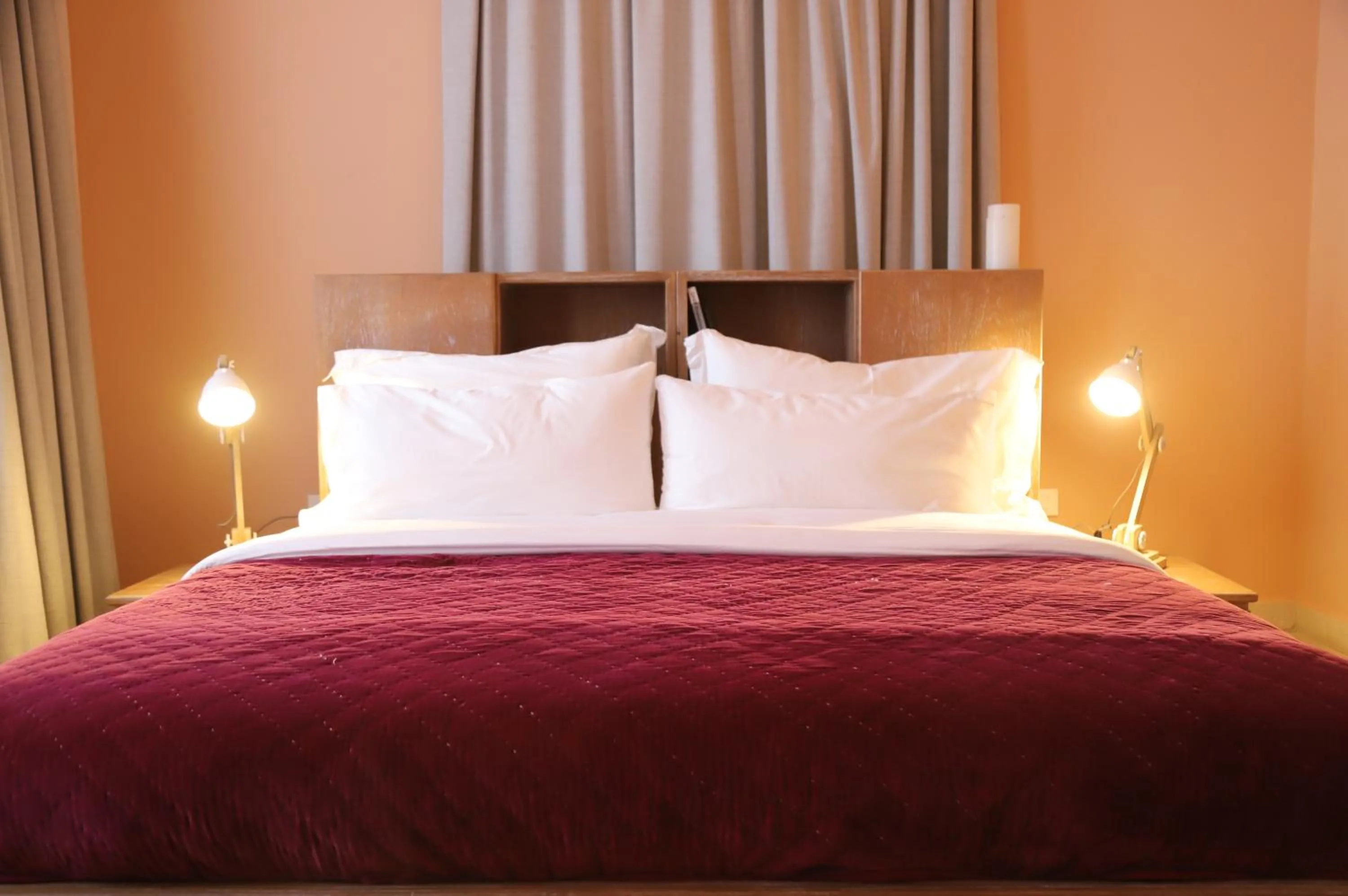 Restaurant/places to eat, Bed in Hotel Lost Gemmayzeh