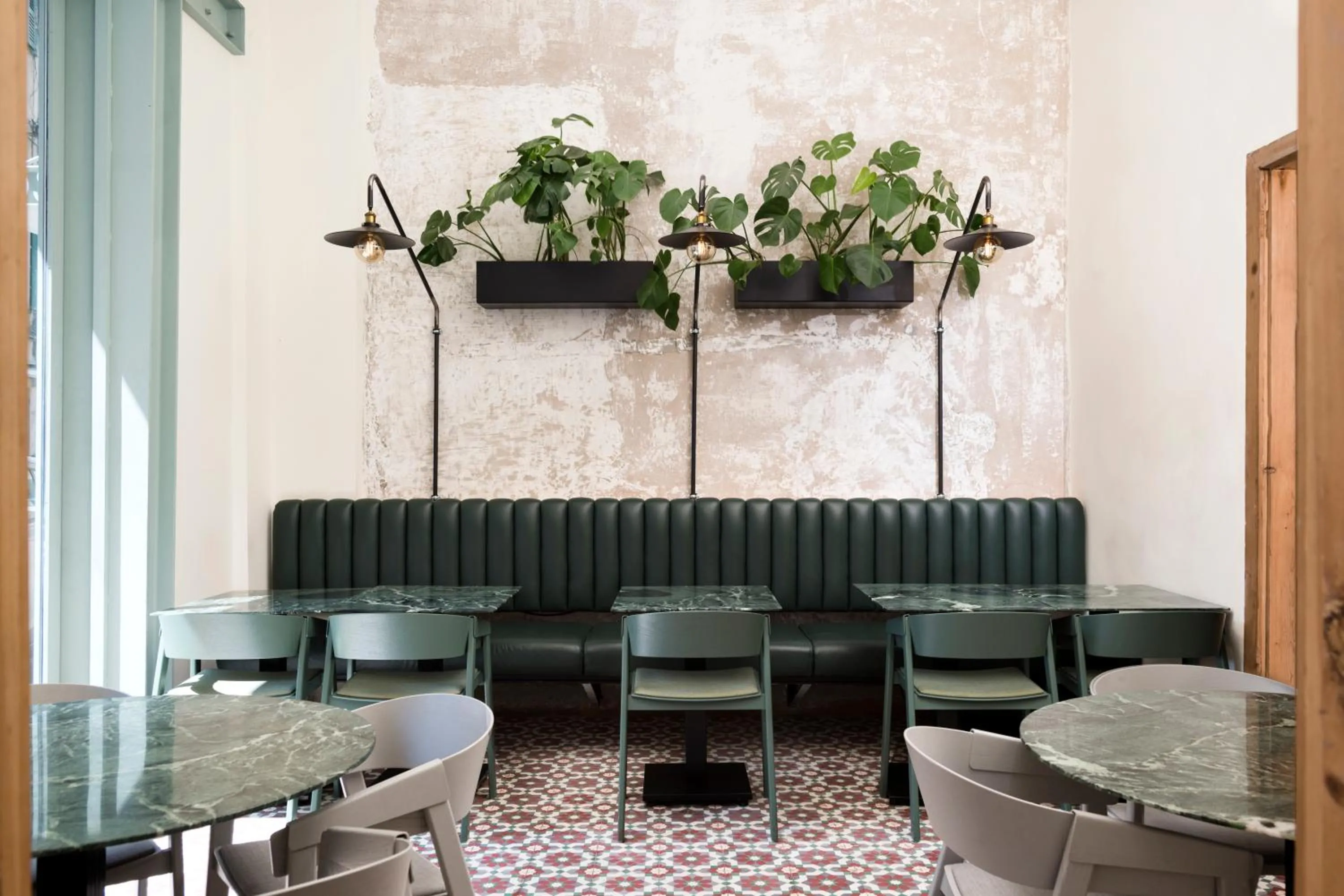 Restaurant/places to eat in Hotel Lost Gemmayzeh
