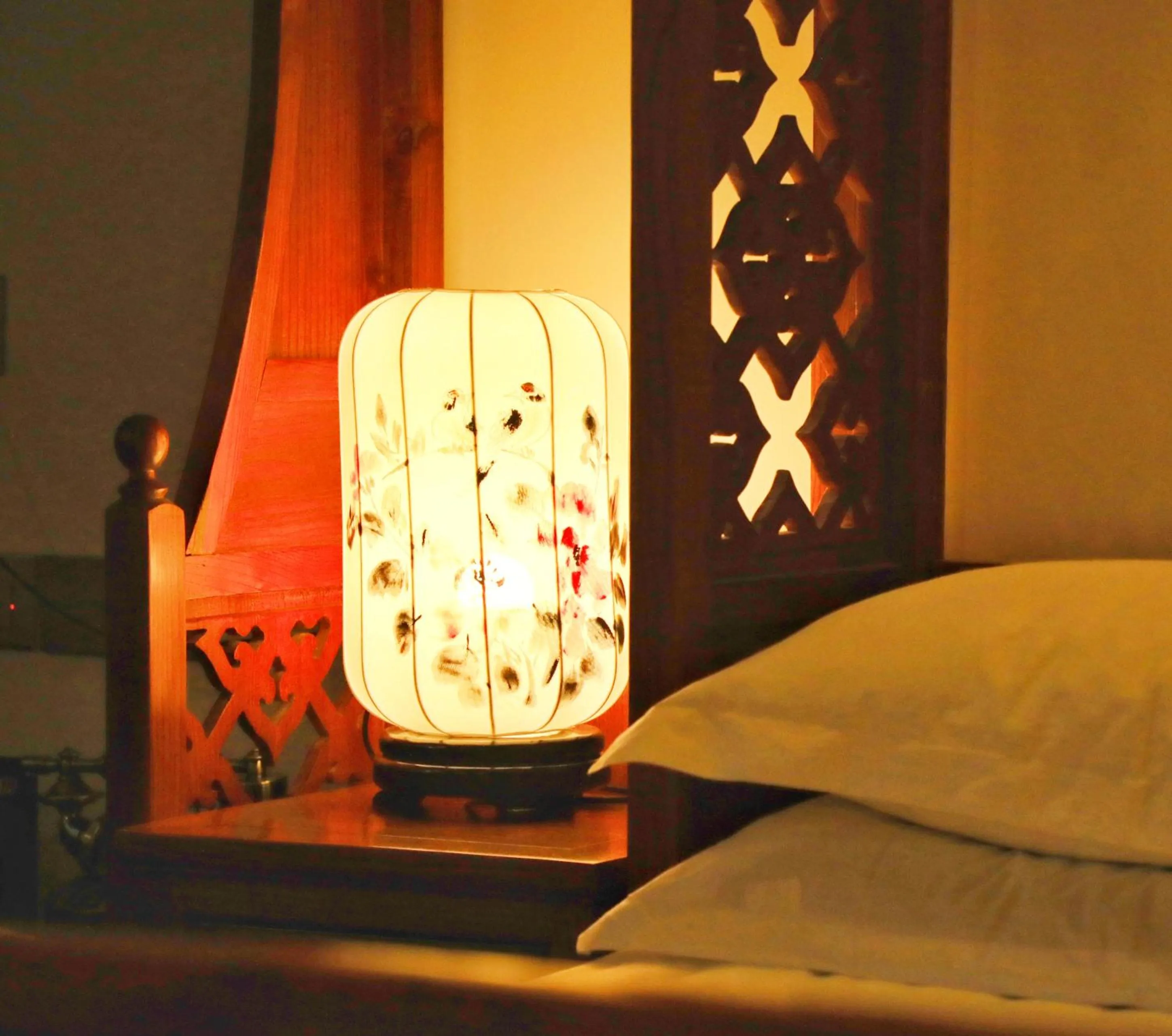 Bed in Qinfu Hotel Beijing Nanluogu Lane Houhai