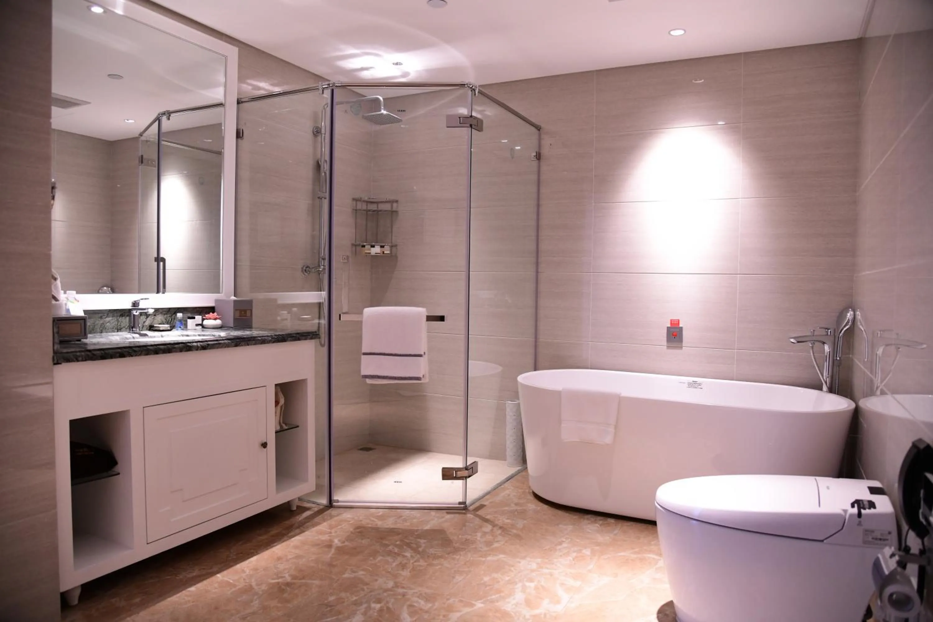 GUOCE Beijing Capital Airport Hotel & Convention Center