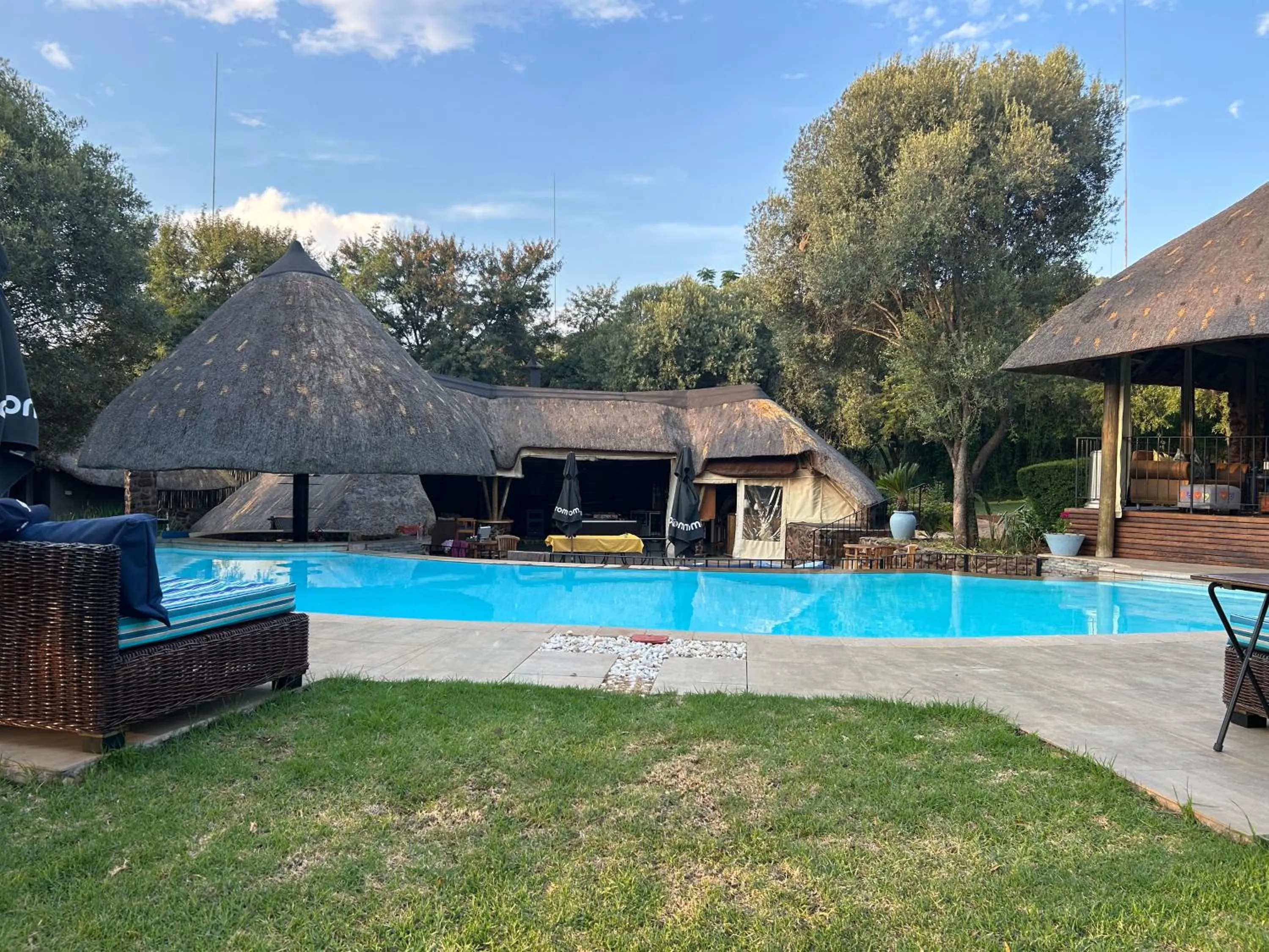 Pool view in Tidimalo Lodge