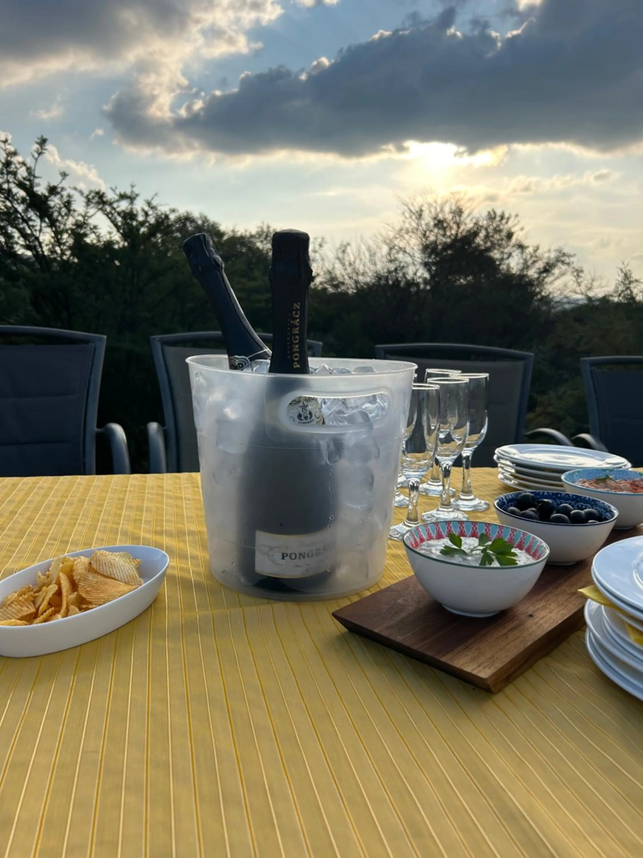 Food and drinks in Tidimalo Lodge