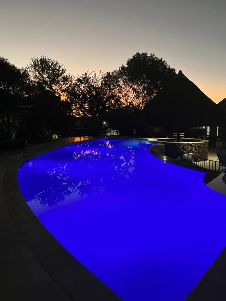 Night in Tidimalo Lodge